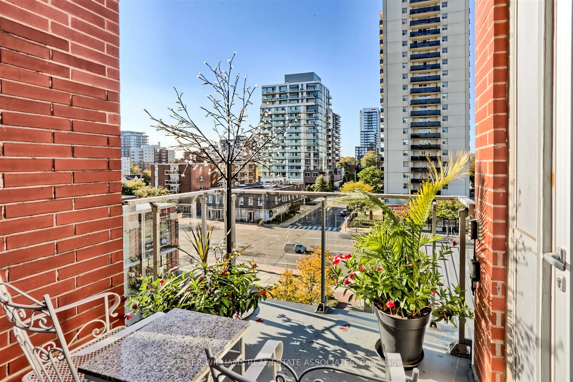 80 Port Street E, #504