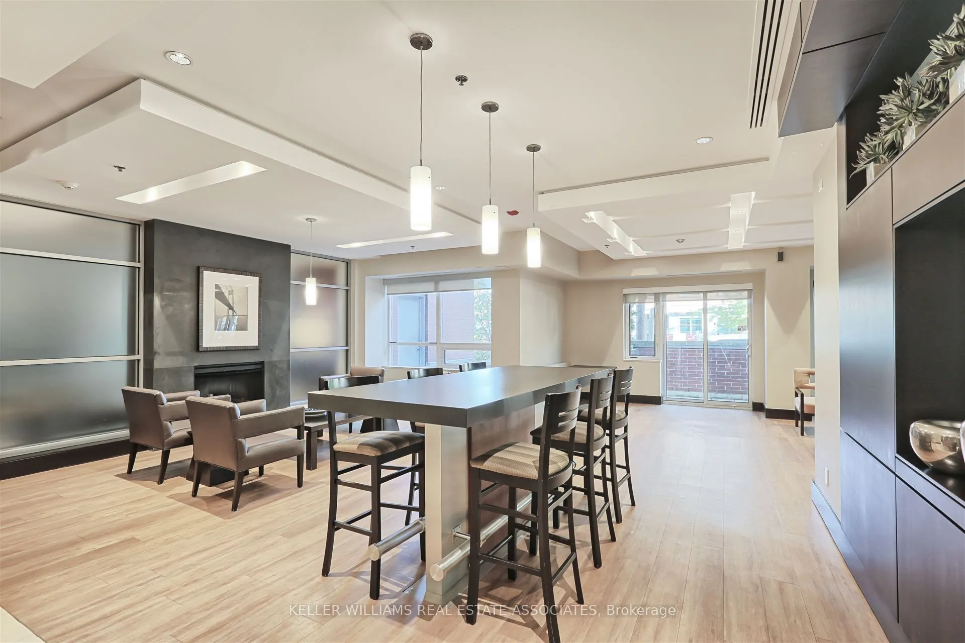 80 Port Street E, #504