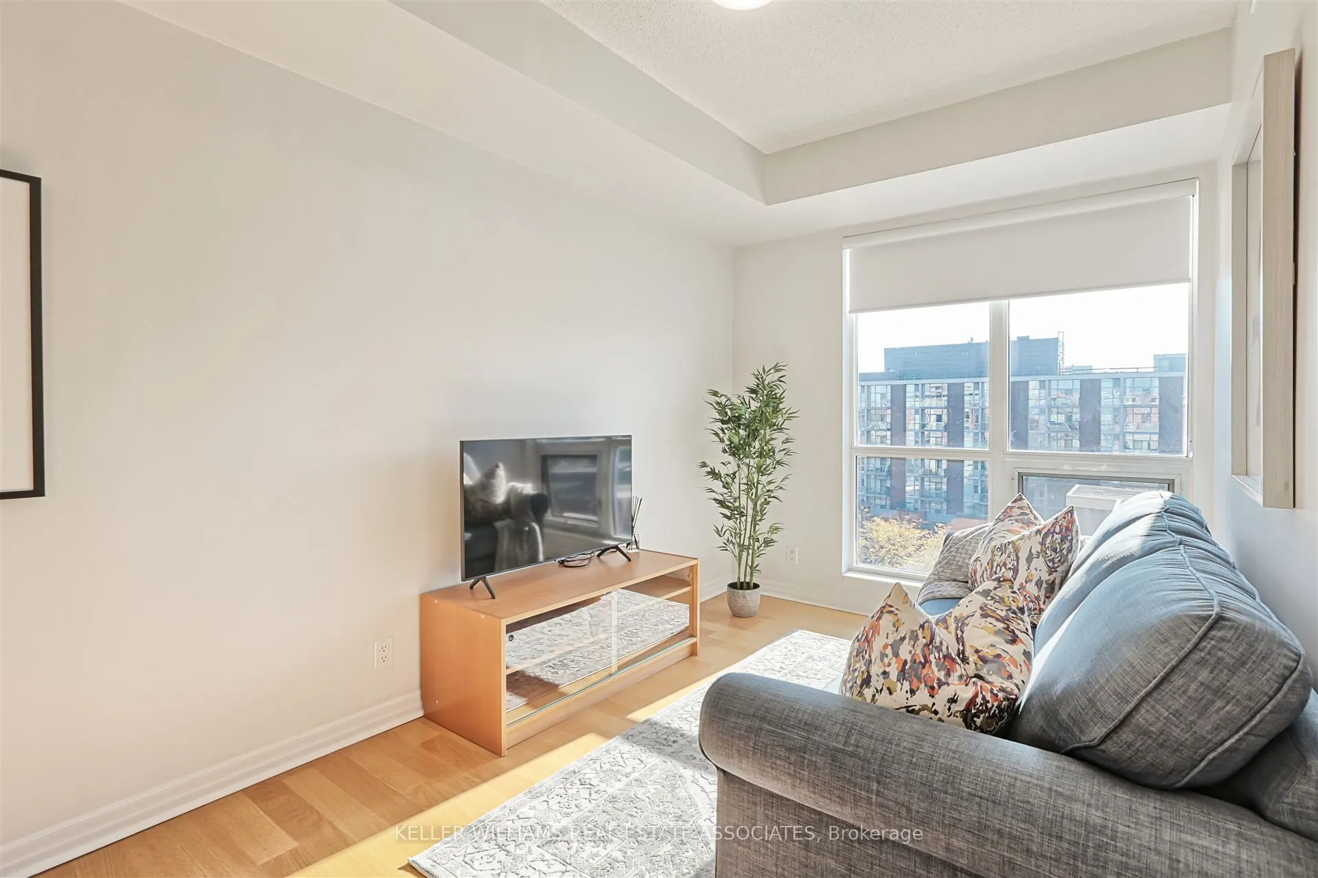 80 Port Street E, #504