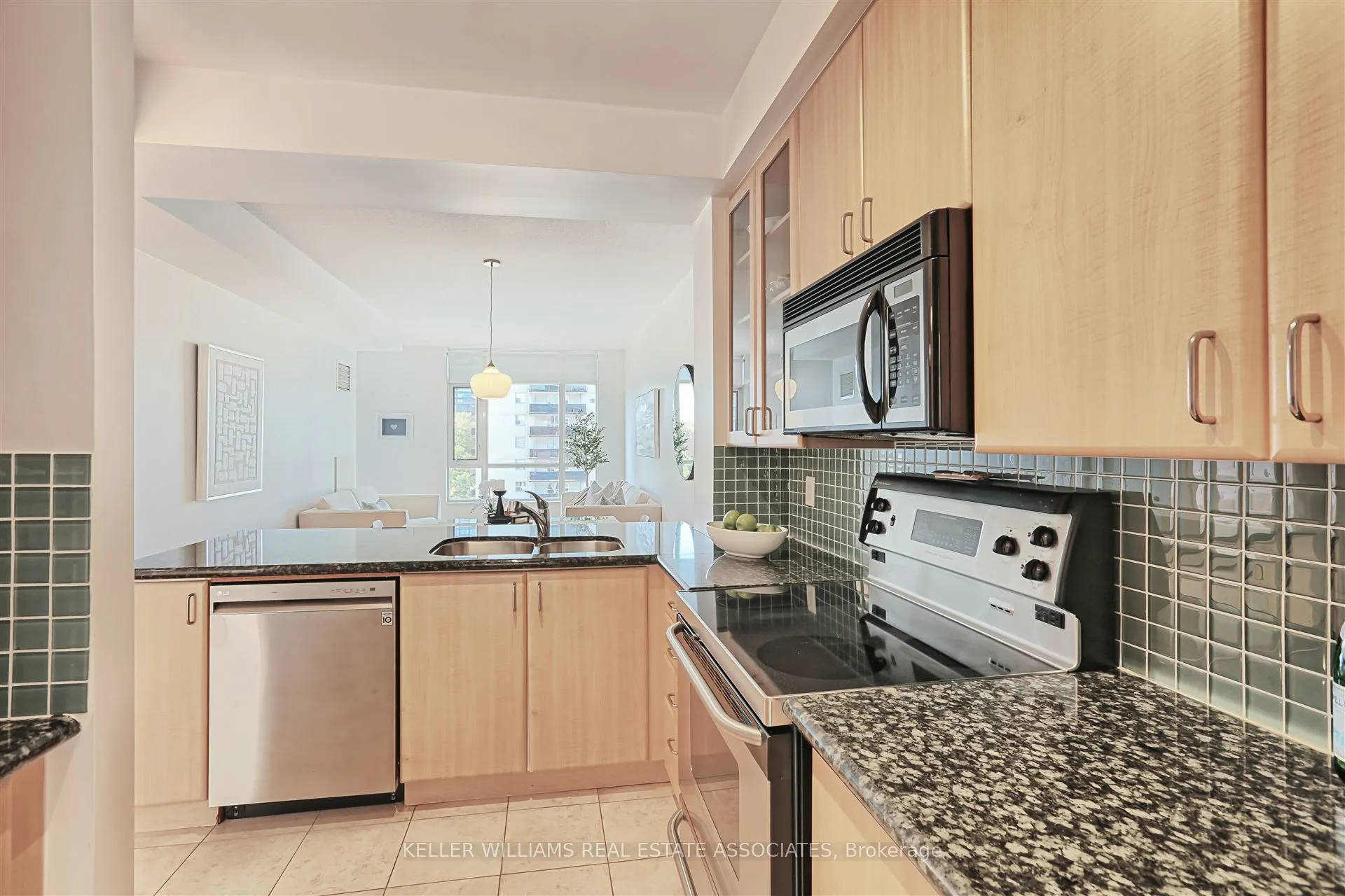 80 Port Street E, #504