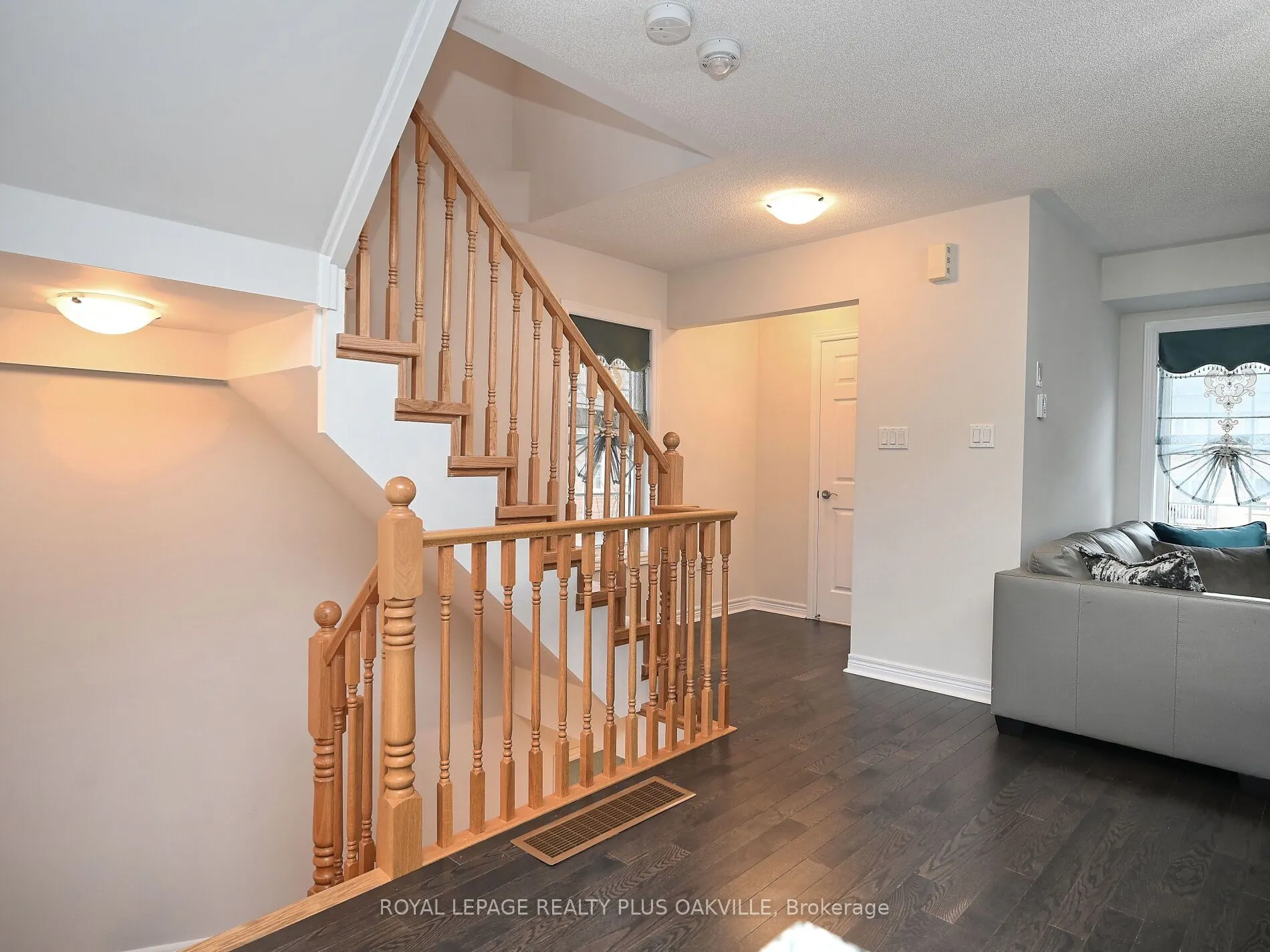 2280 Baronwood Drive, #90