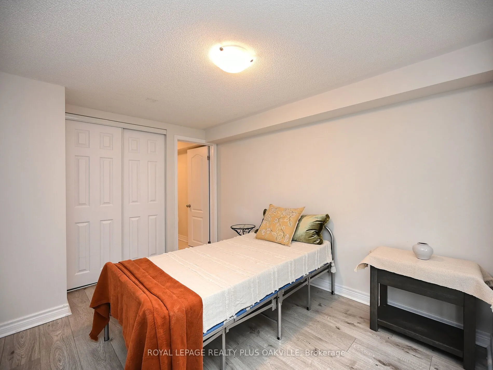 2280 Baronwood Drive, #90