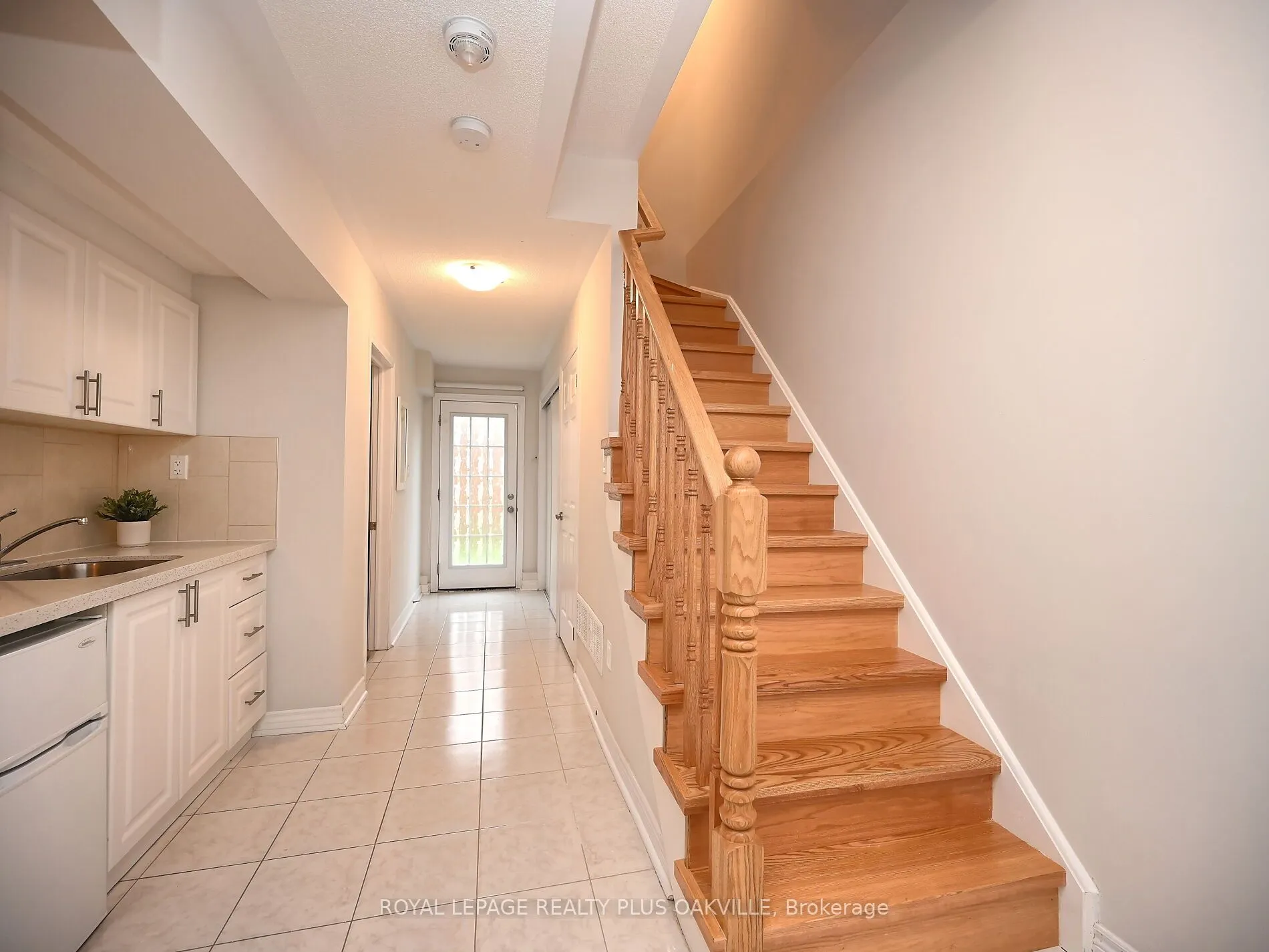2280 Baronwood Drive, #90