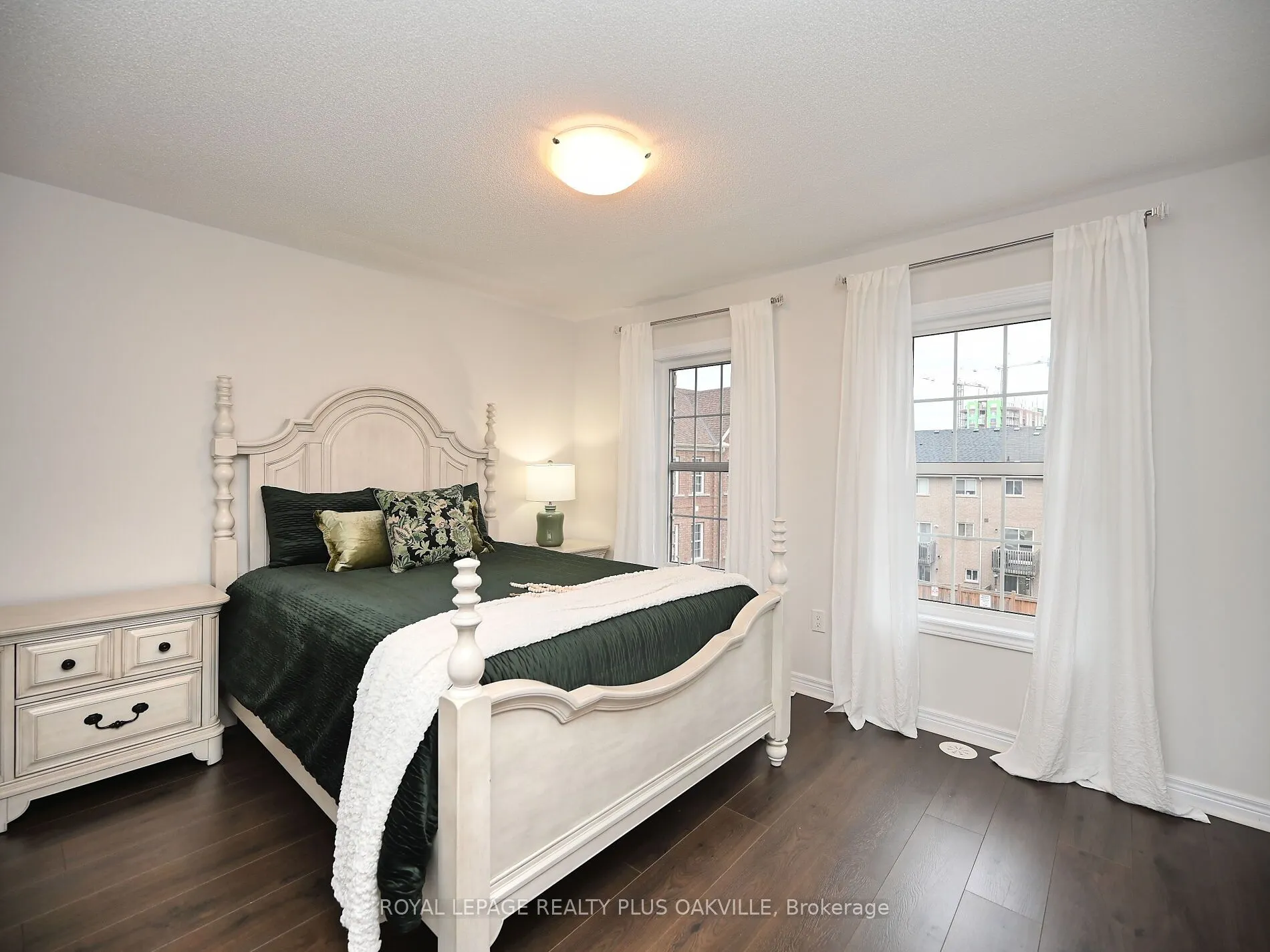 2280 Baronwood Drive, #90