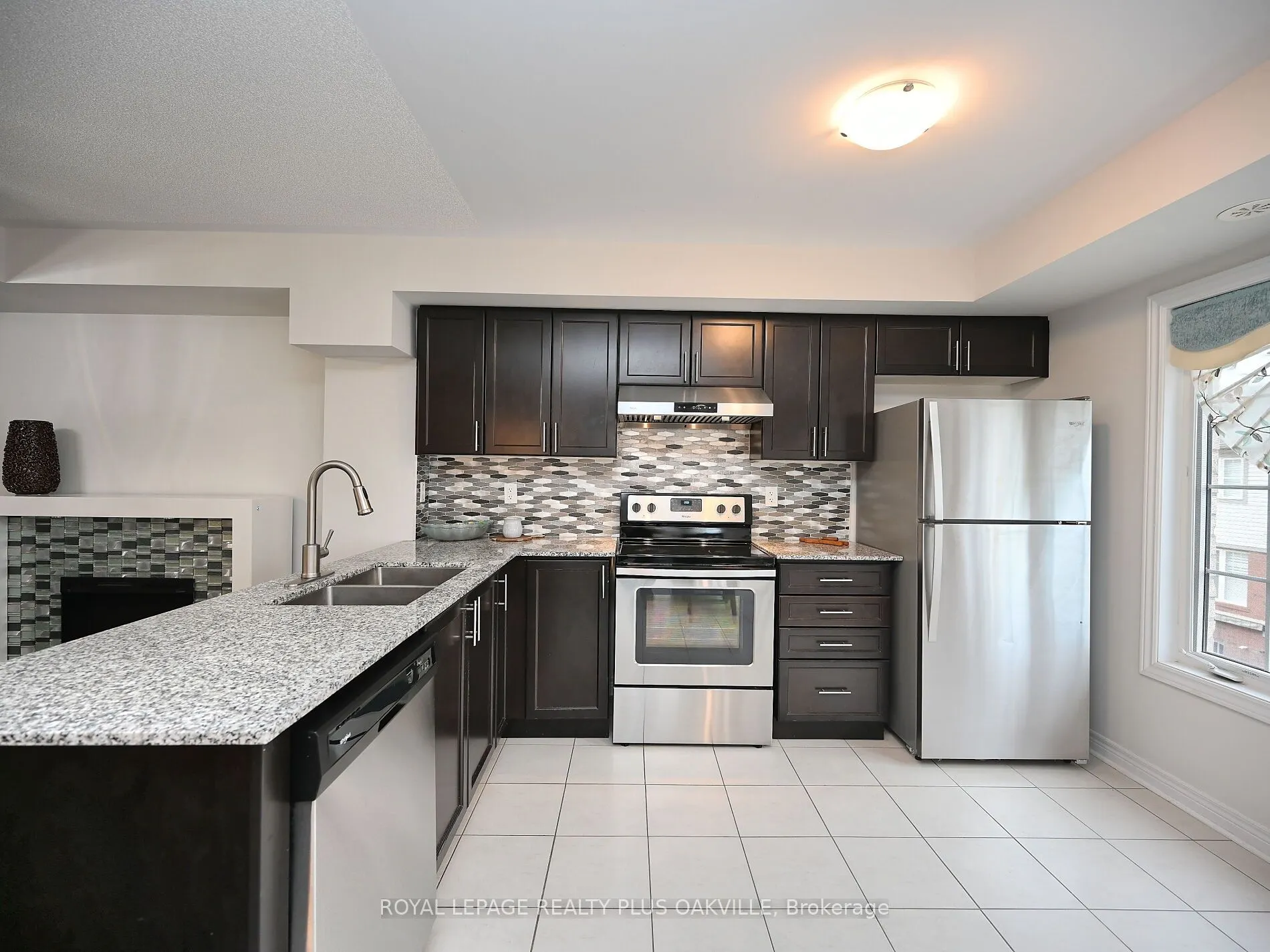 2280 Baronwood Drive, #90
