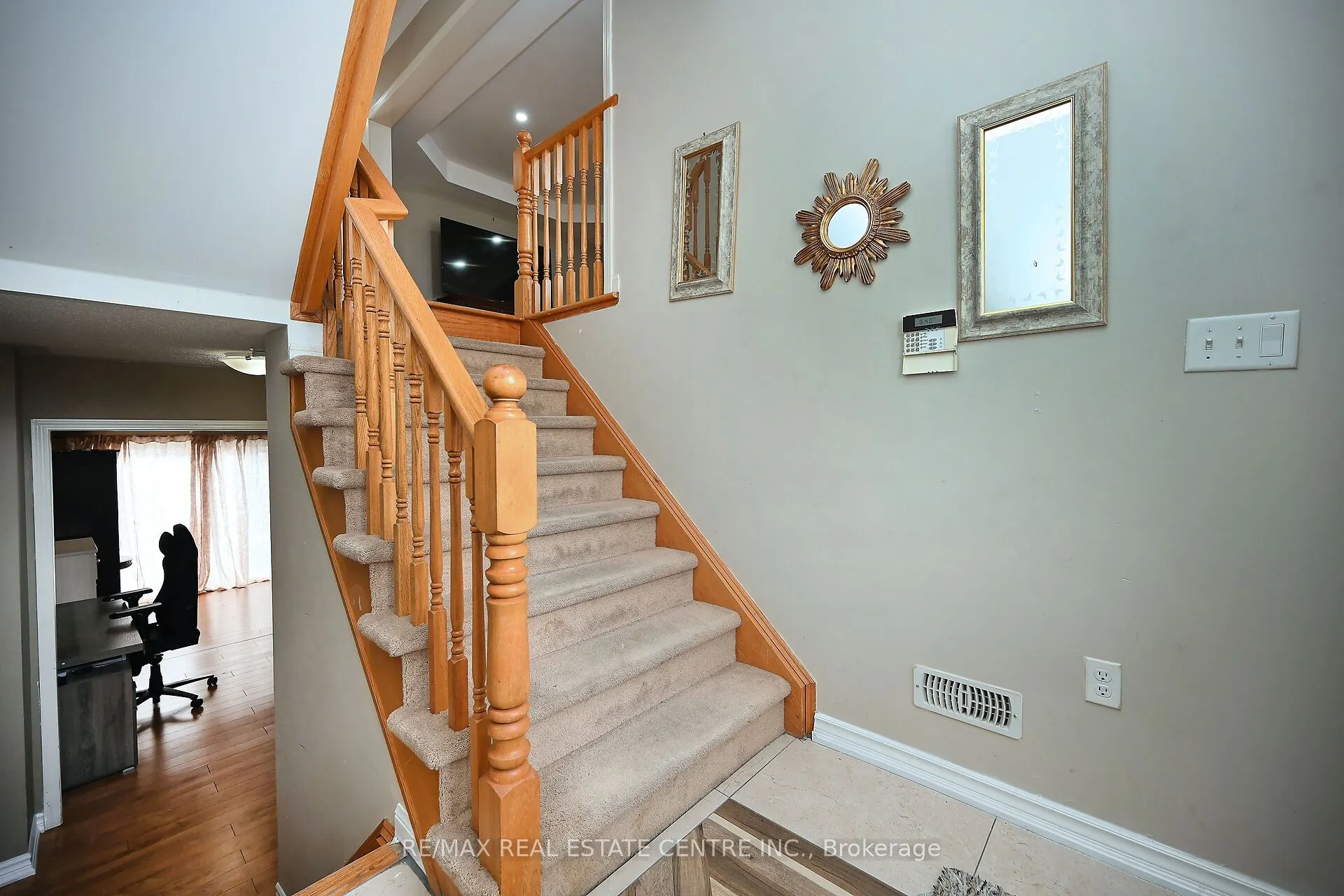 39 Decker Hollow Circle