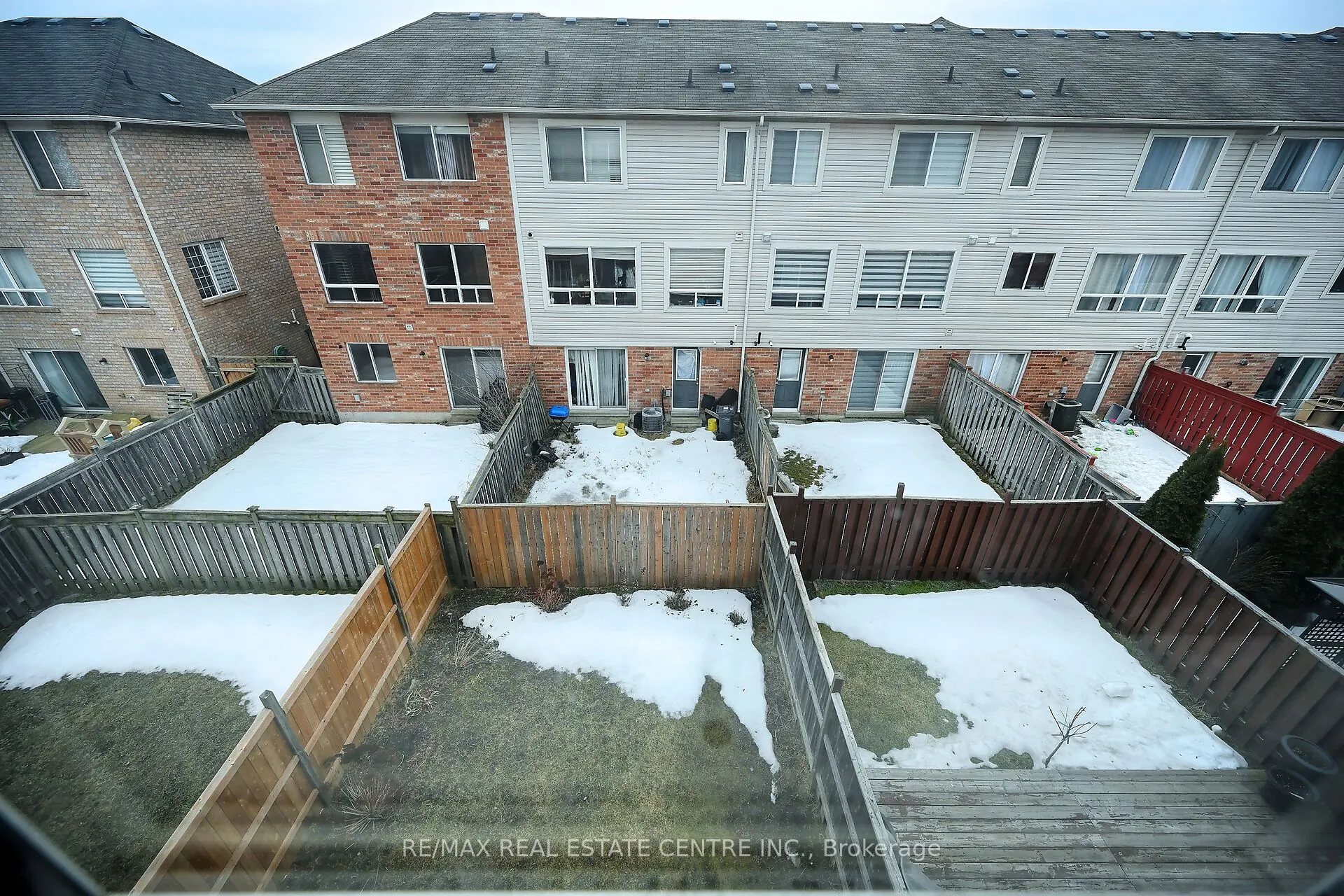 39 Decker Hollow Circle