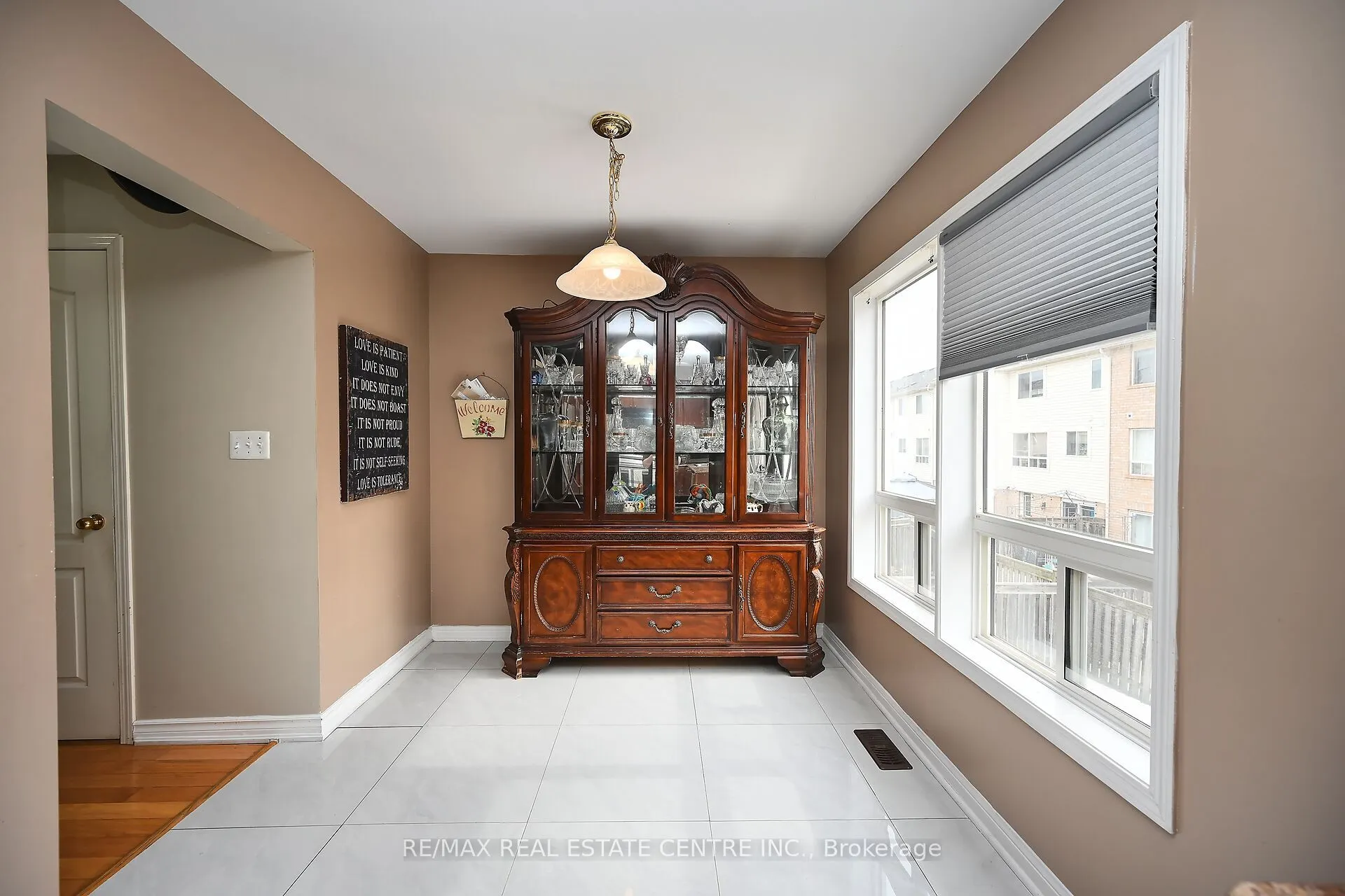 39 Decker Hollow Circle