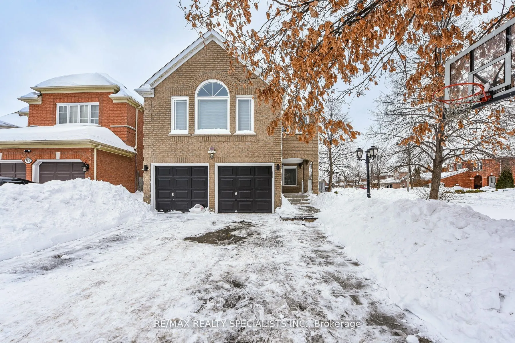 92 Softneedle Avenue