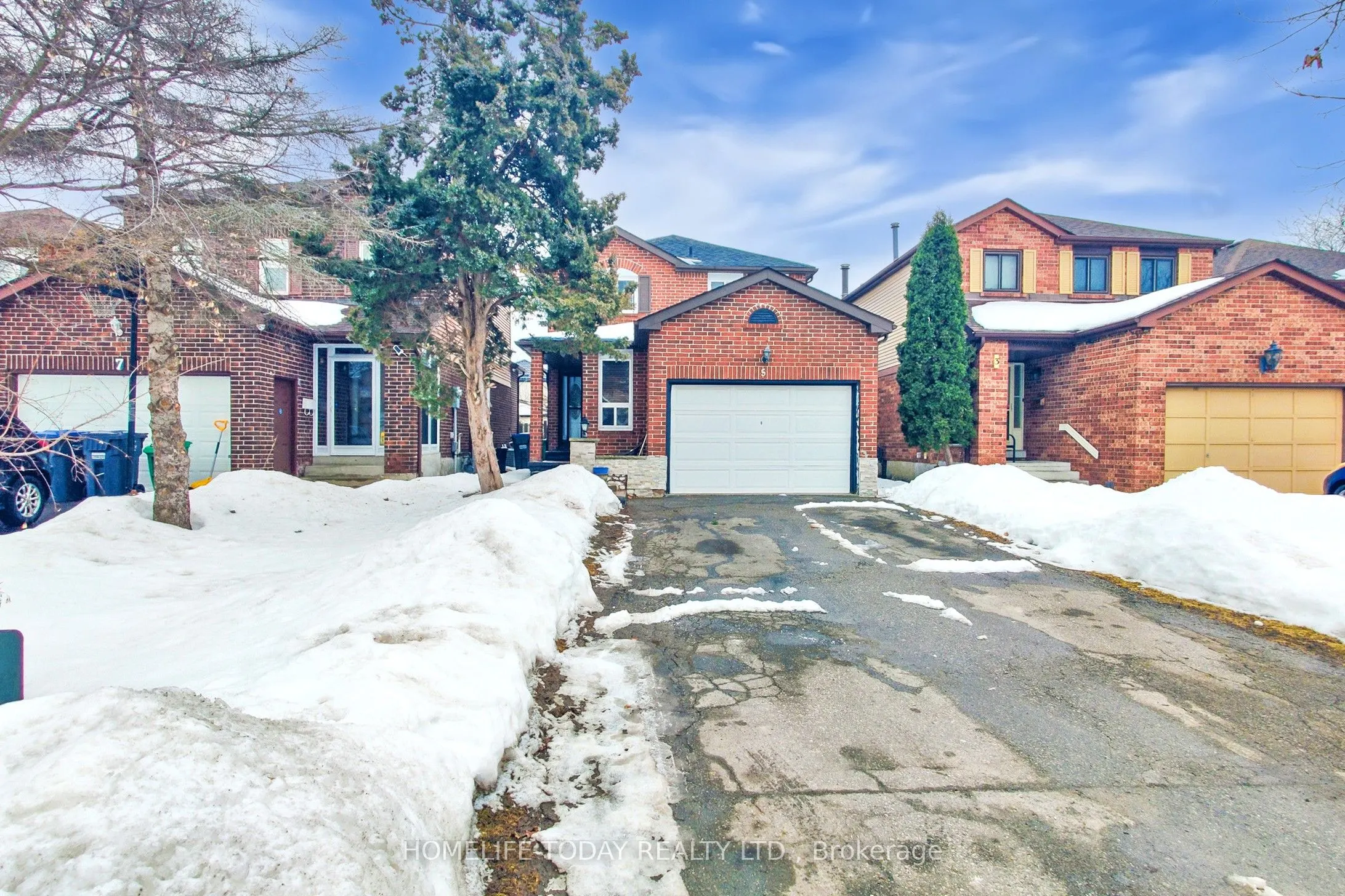 5 Rustywood Drive