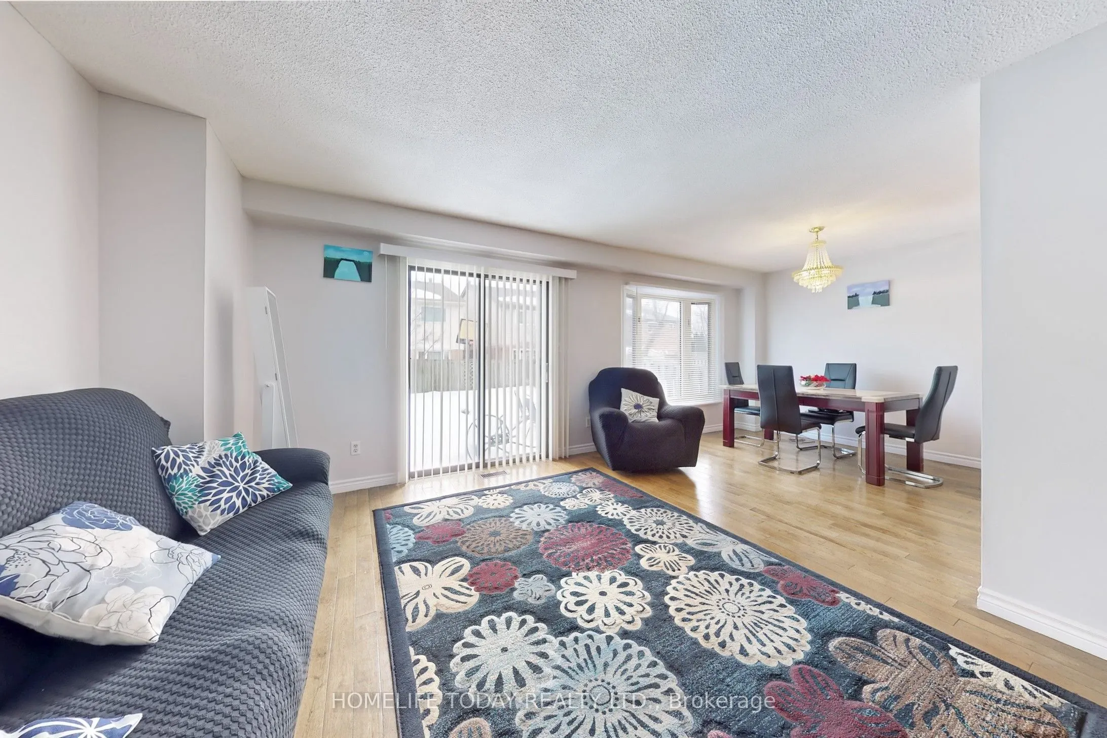 5 Rustywood Drive
