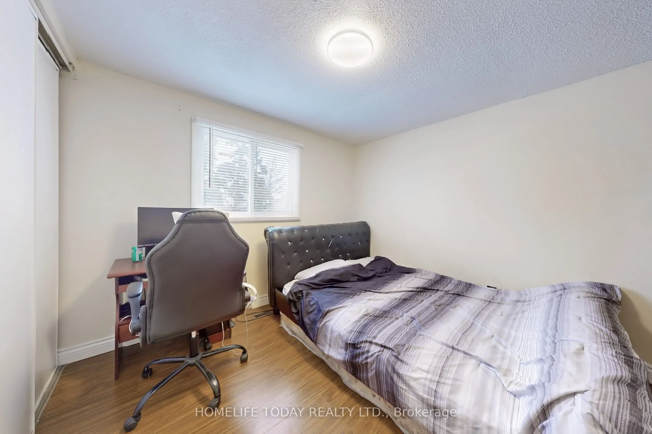 5 Rustywood Drive