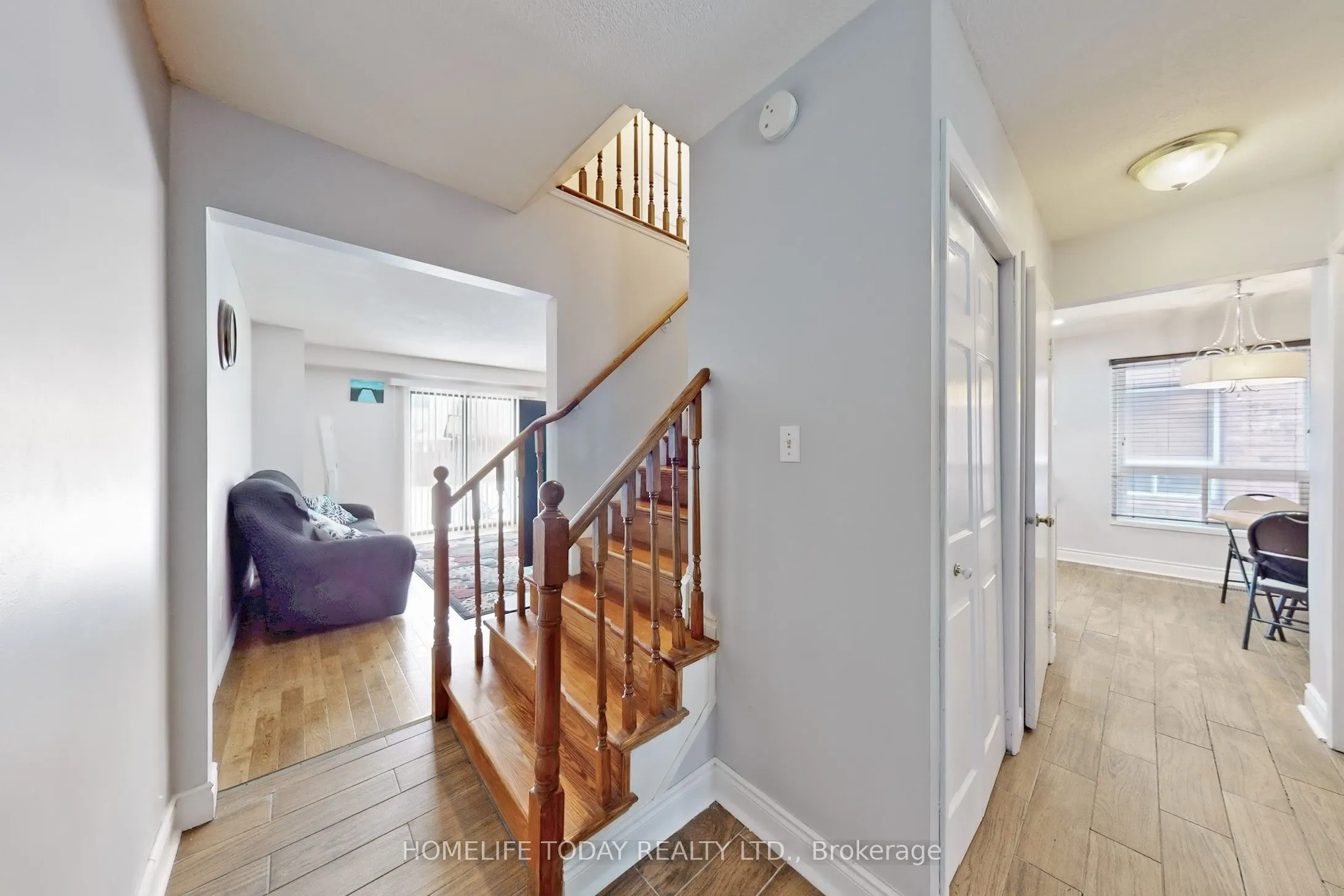 5 Rustywood Drive