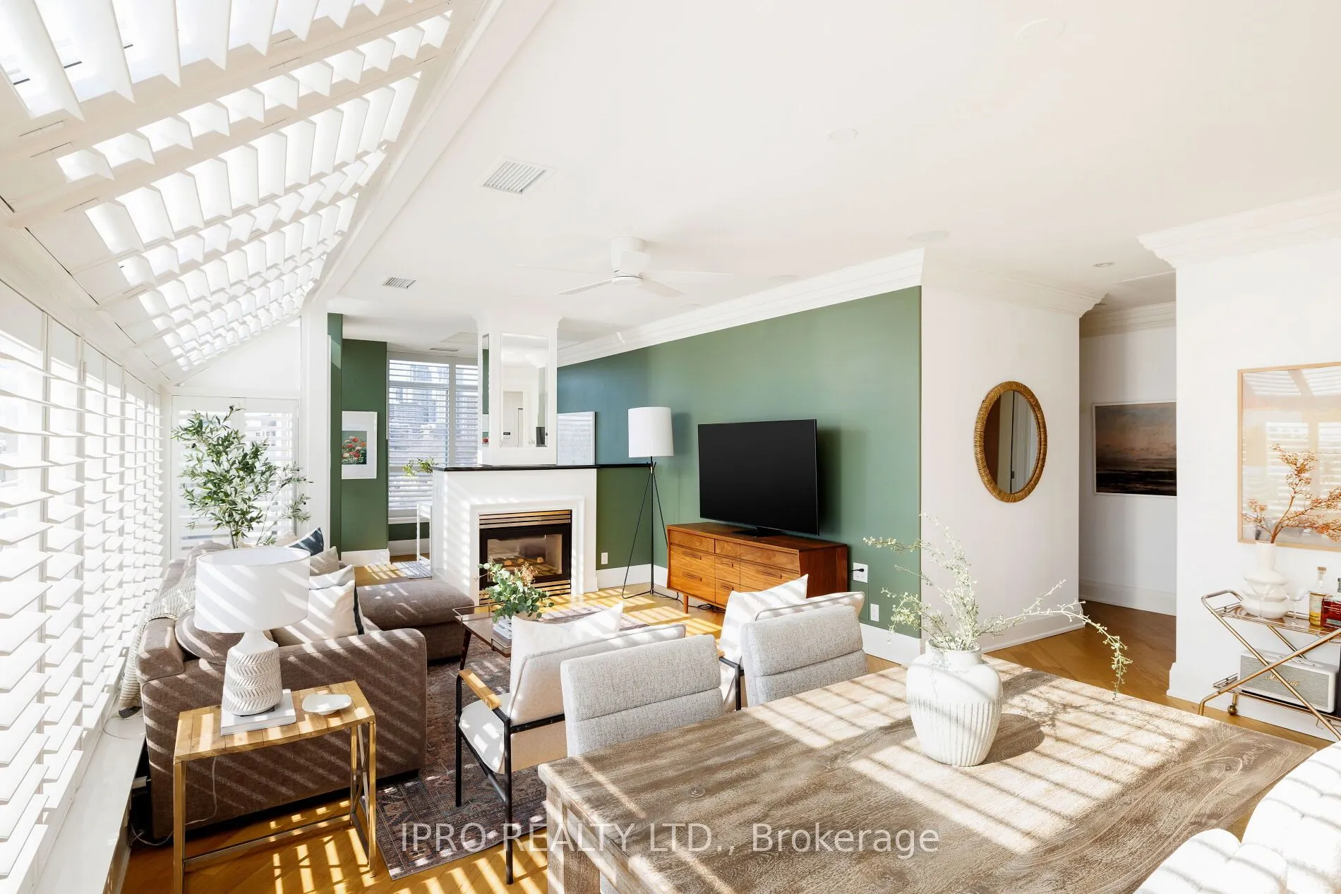 935 Royal York Road, #PH 604