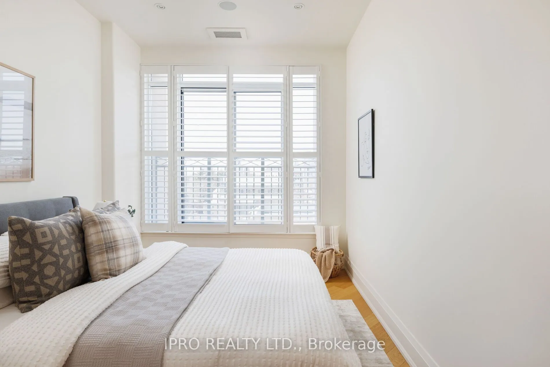 935 Royal York Road, #PH 604