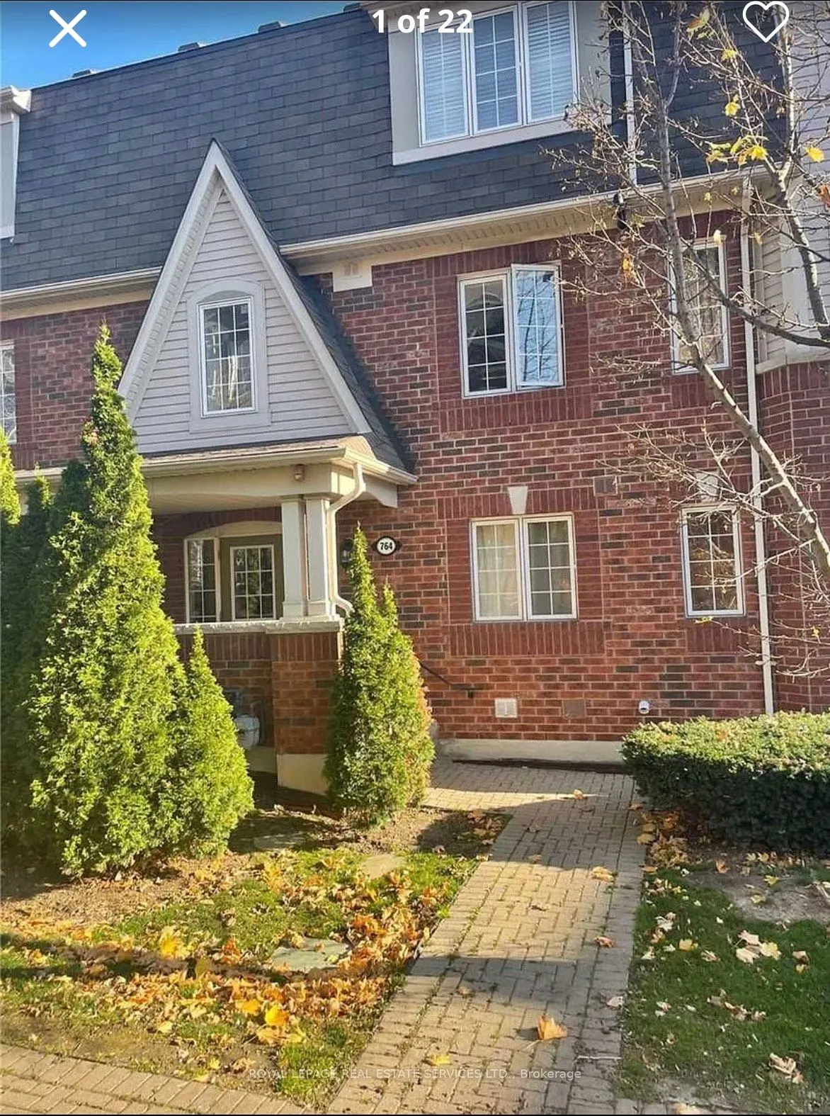 764 Neighbourhood Circle, #4