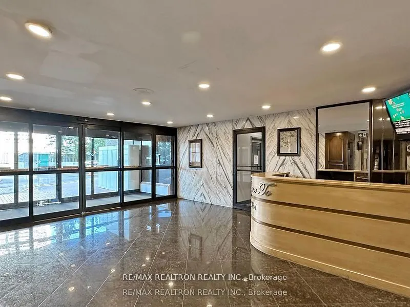 3390 Weston Road, #1906