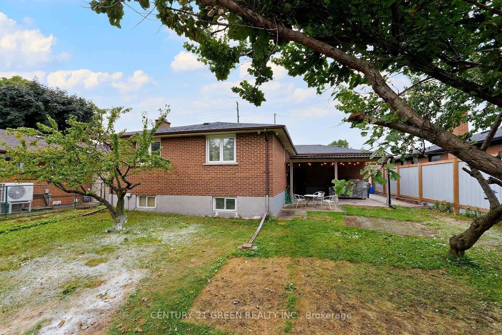 958 South Service Road