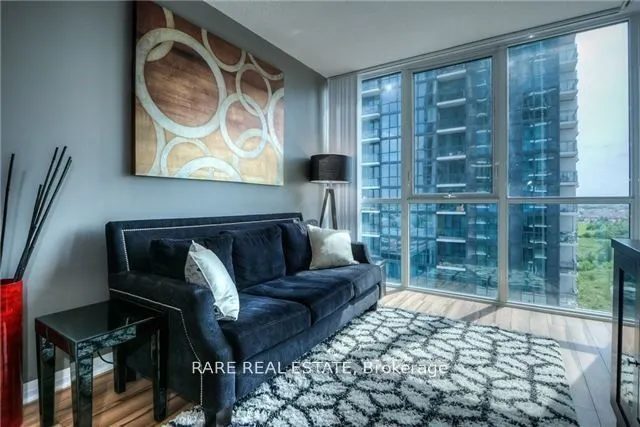 55 Eglinton Avenue W, #801