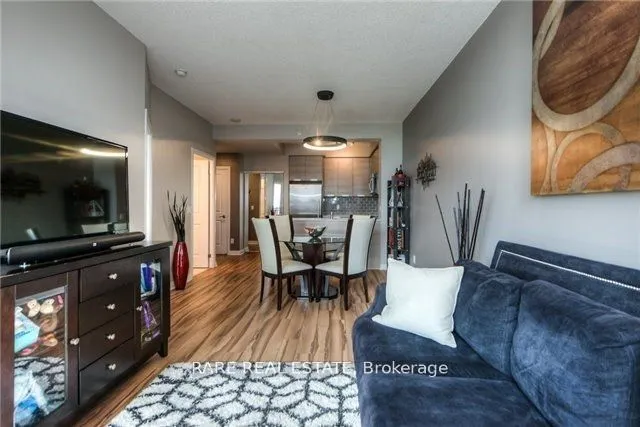 55 Eglinton Avenue W, #801