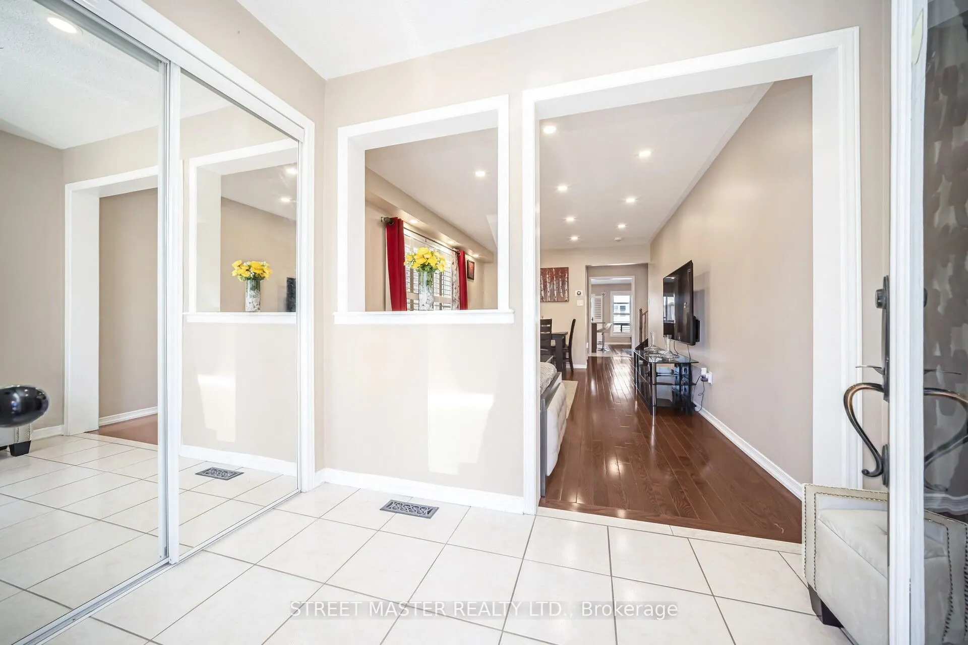 72 Newington Crescent