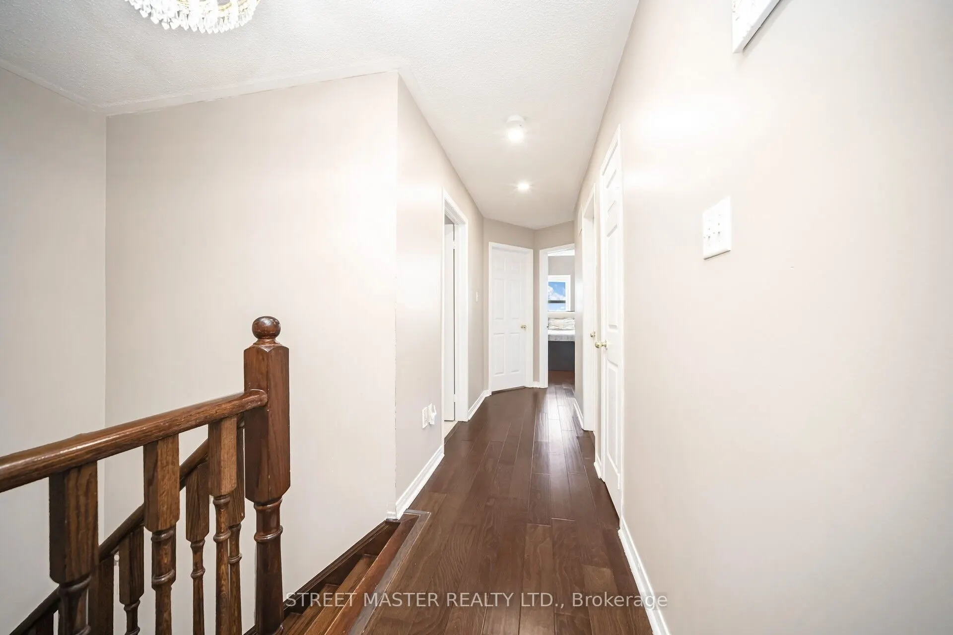 72 Newington Crescent
