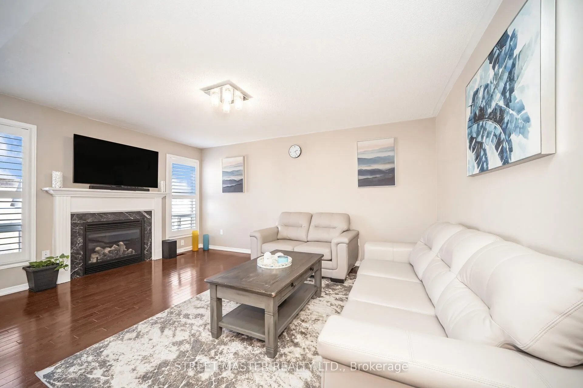 72 Newington Crescent