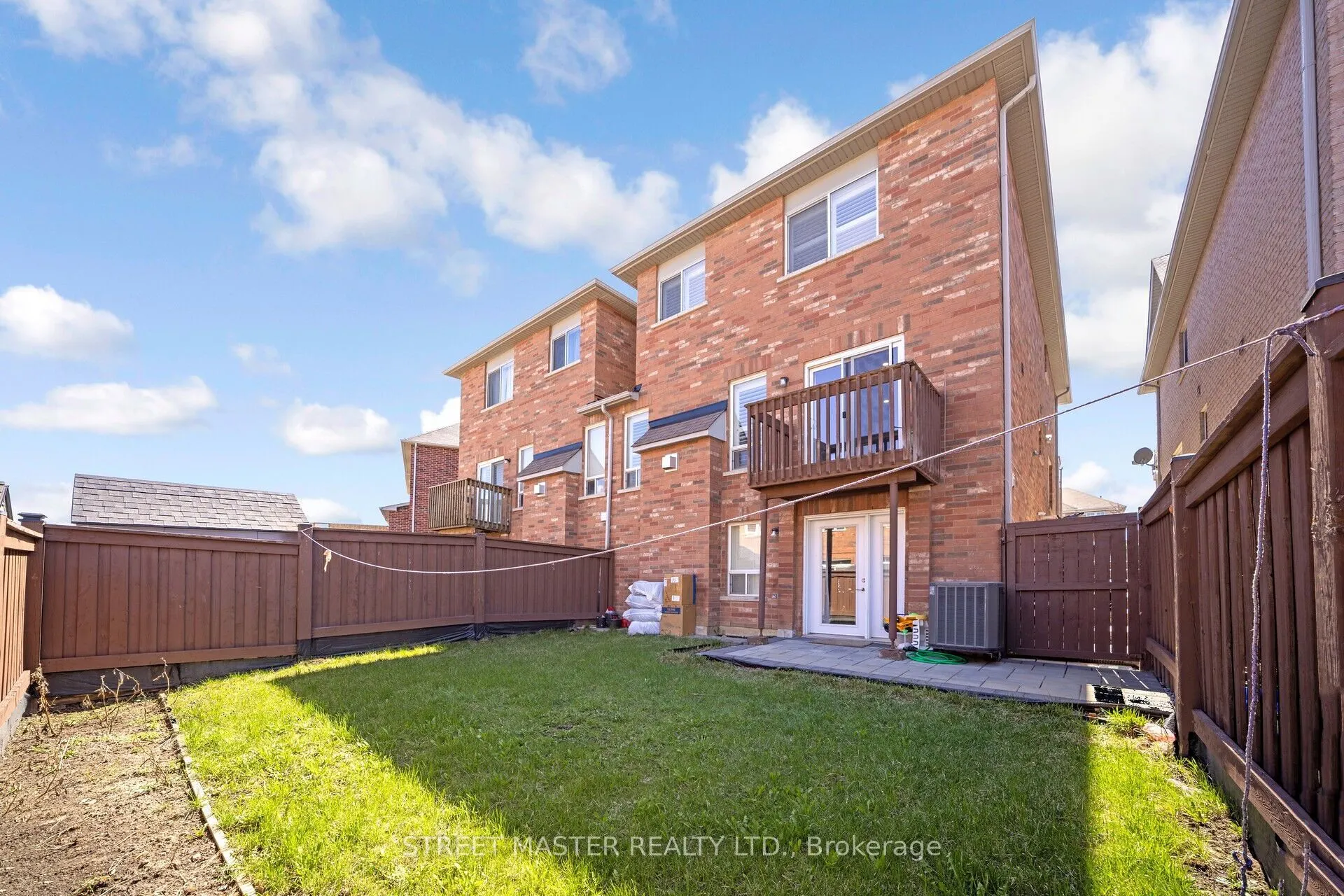72 Newington Crescent