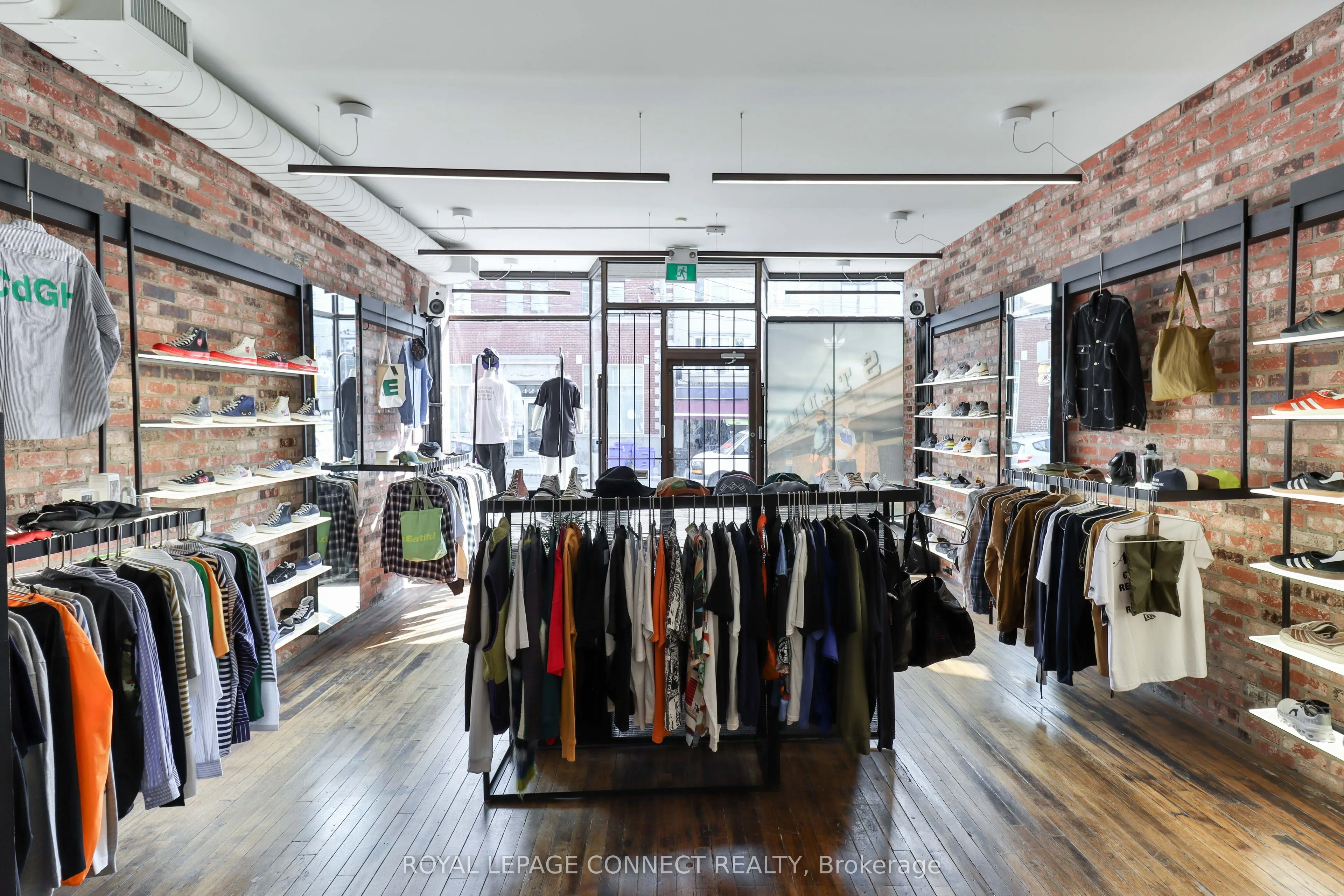 406 Roncesvalles Avenue, #Main