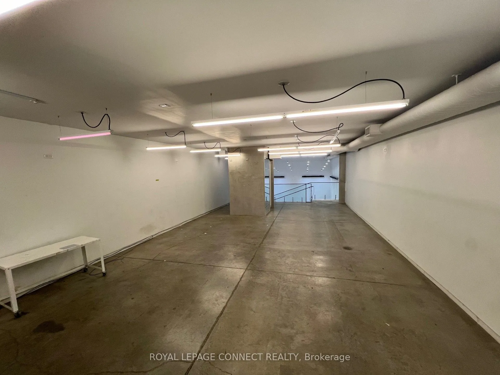 406 Roncesvalles Avenue, #Main