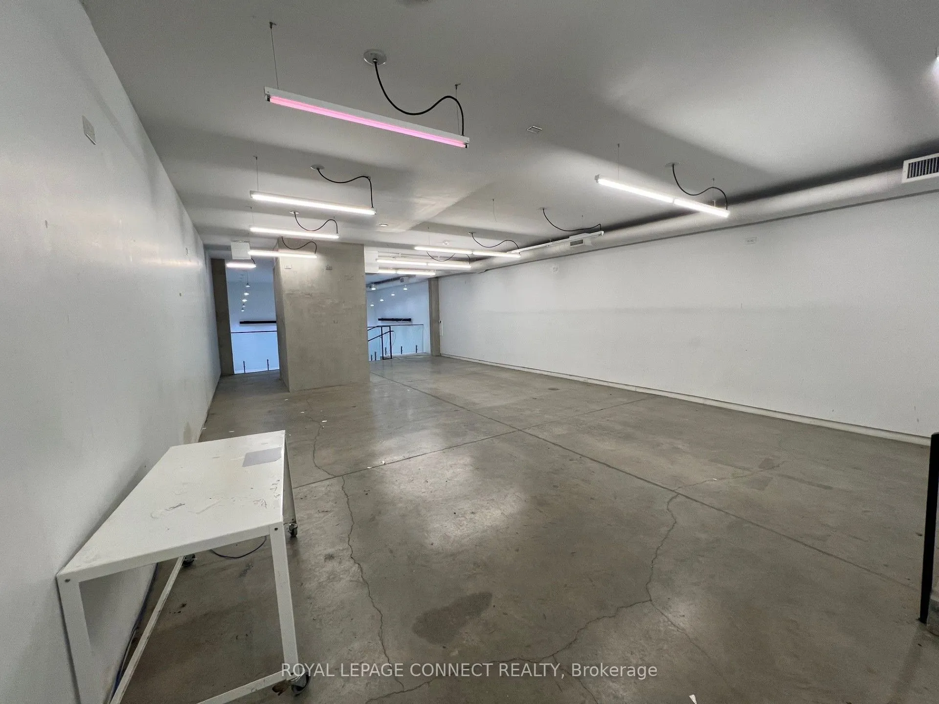 406 Roncesvalles Avenue, #Main