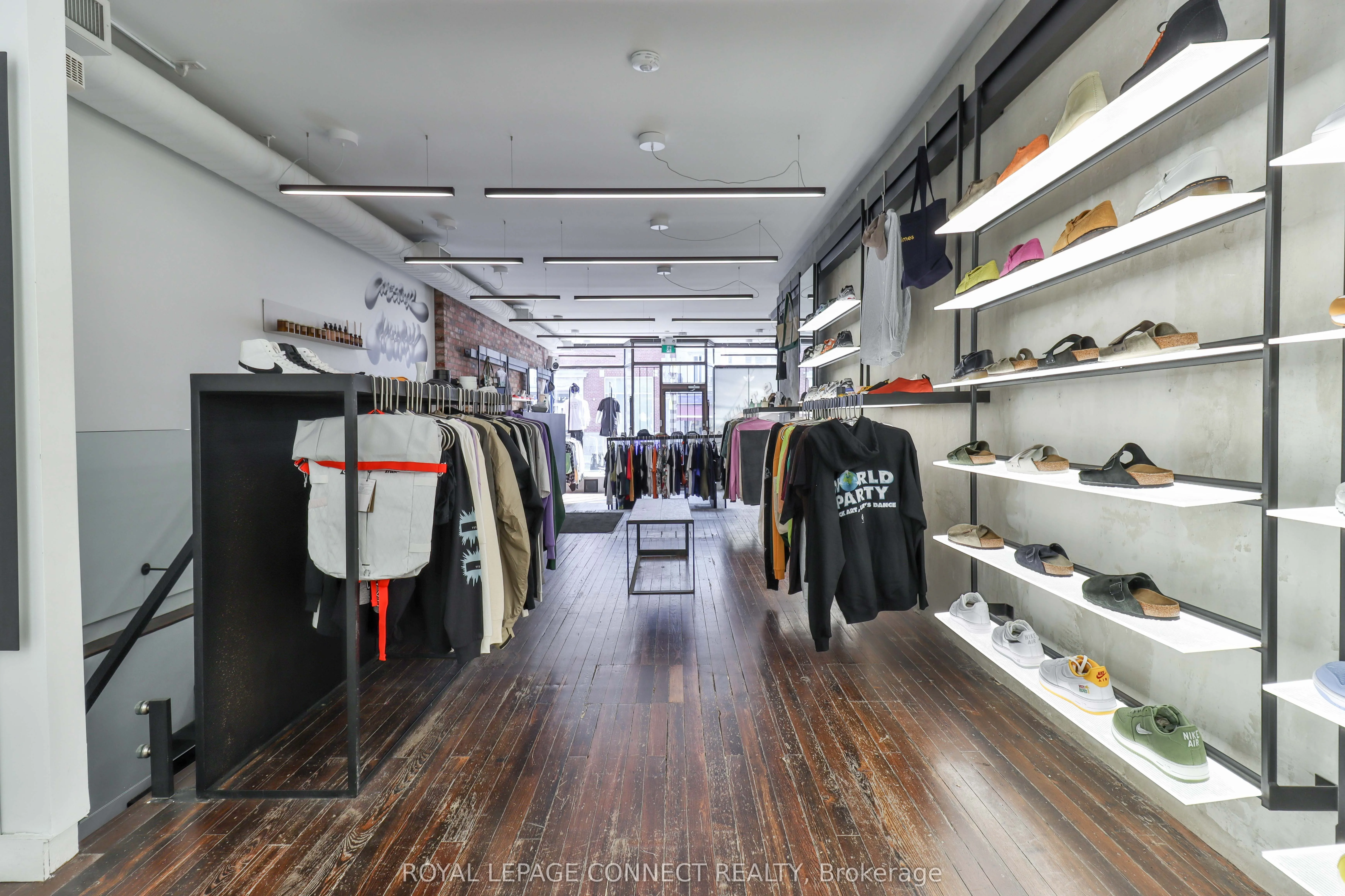 406 Roncesvalles Avenue, #Main