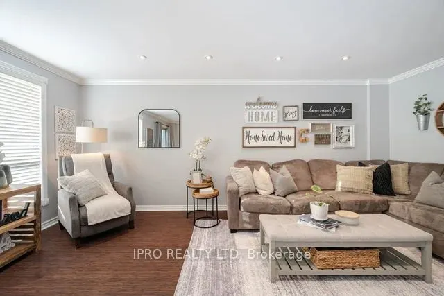 14 Royal Palm Drive