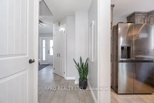 14 Royal Palm Drive