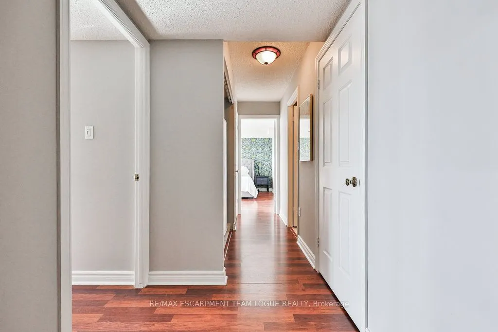2121 Lakeshore Road, #502