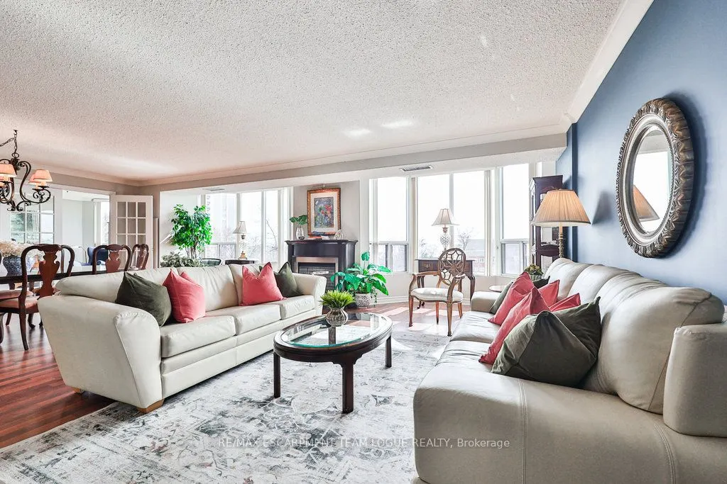 2121 Lakeshore Road, #502