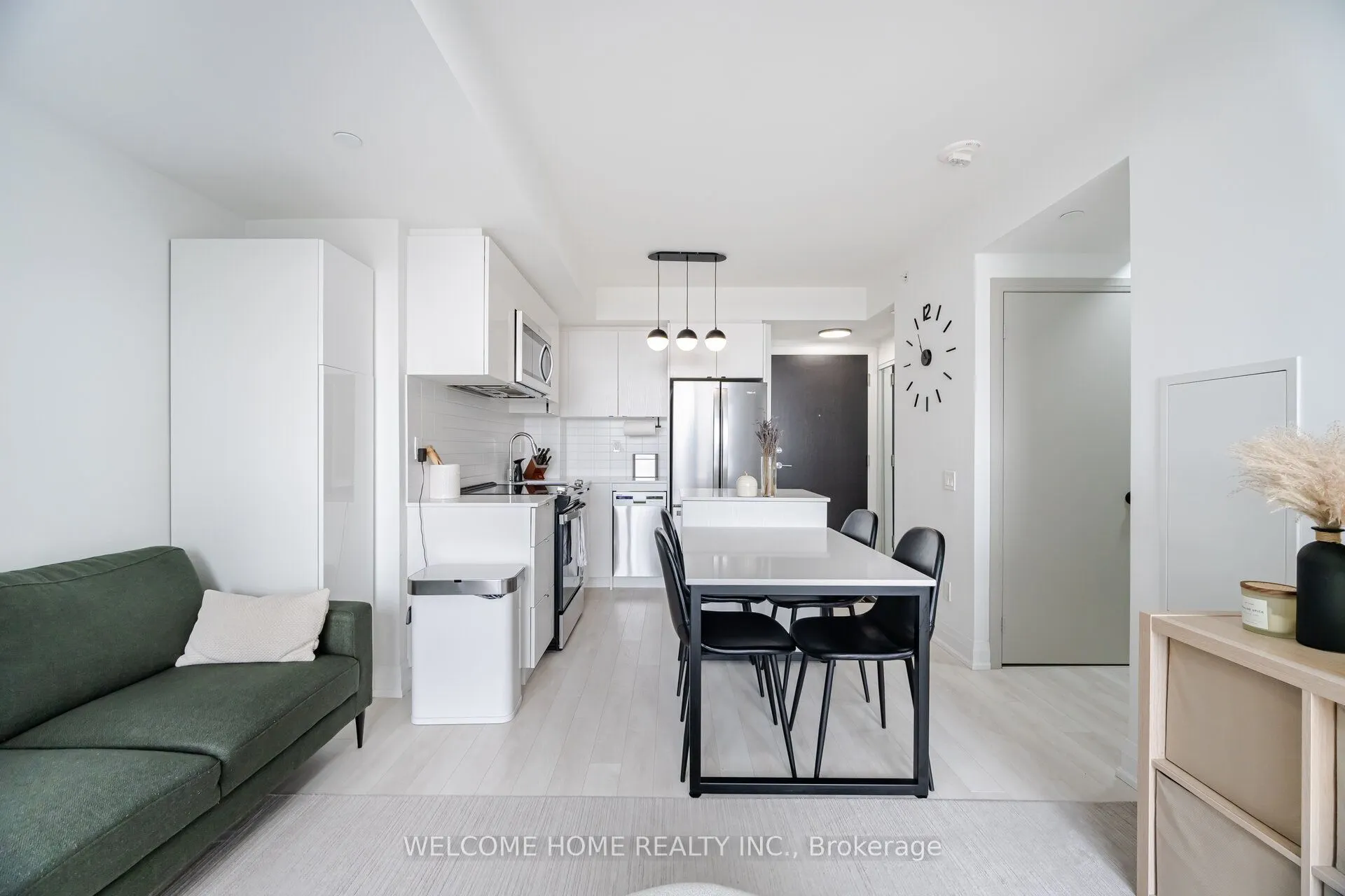 1461 Lawrence Avenue W, #1401