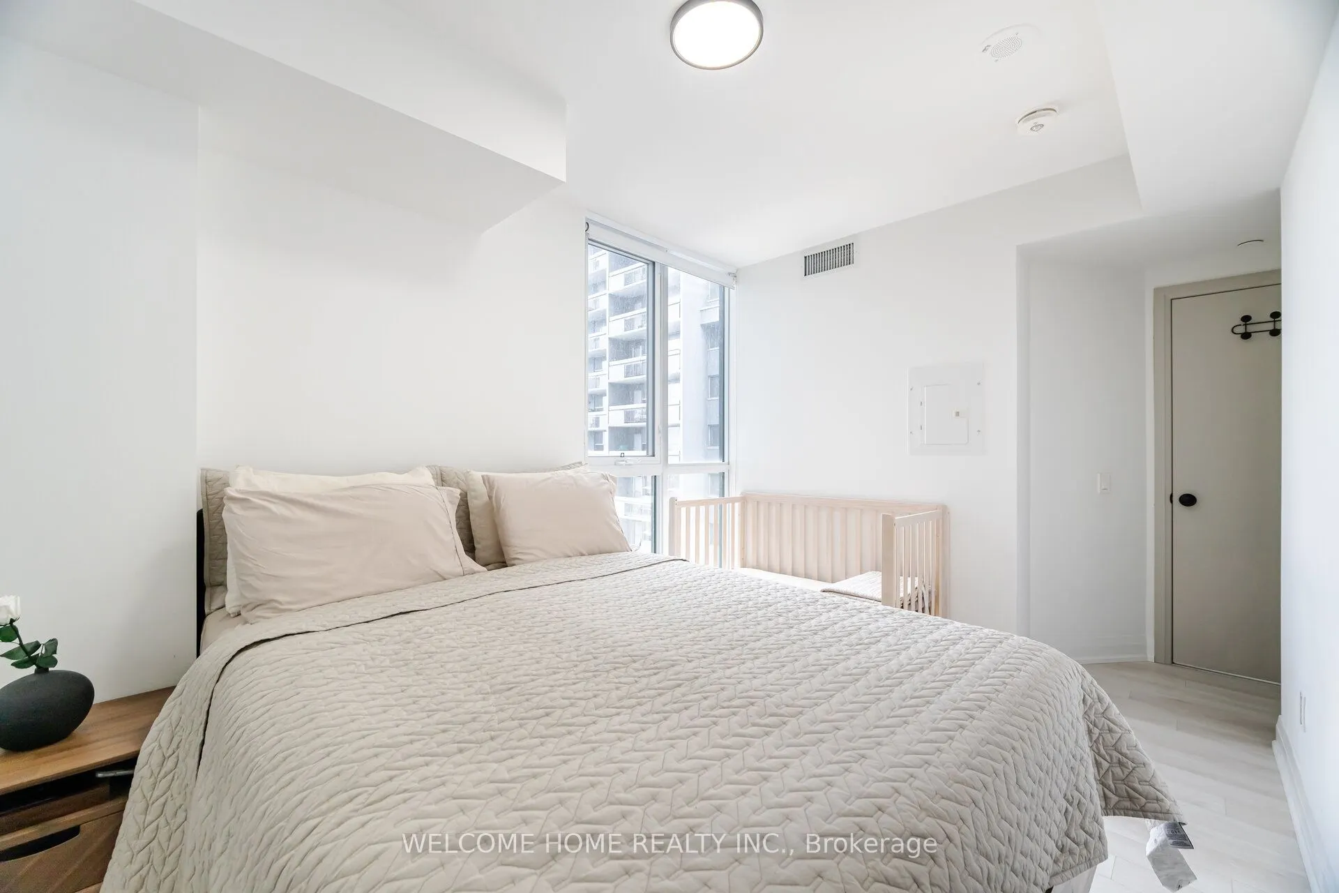 1461 Lawrence Avenue W, #1401