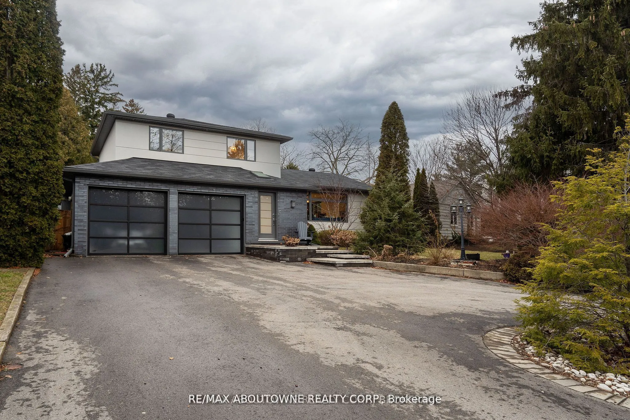 561 Rebecca Street