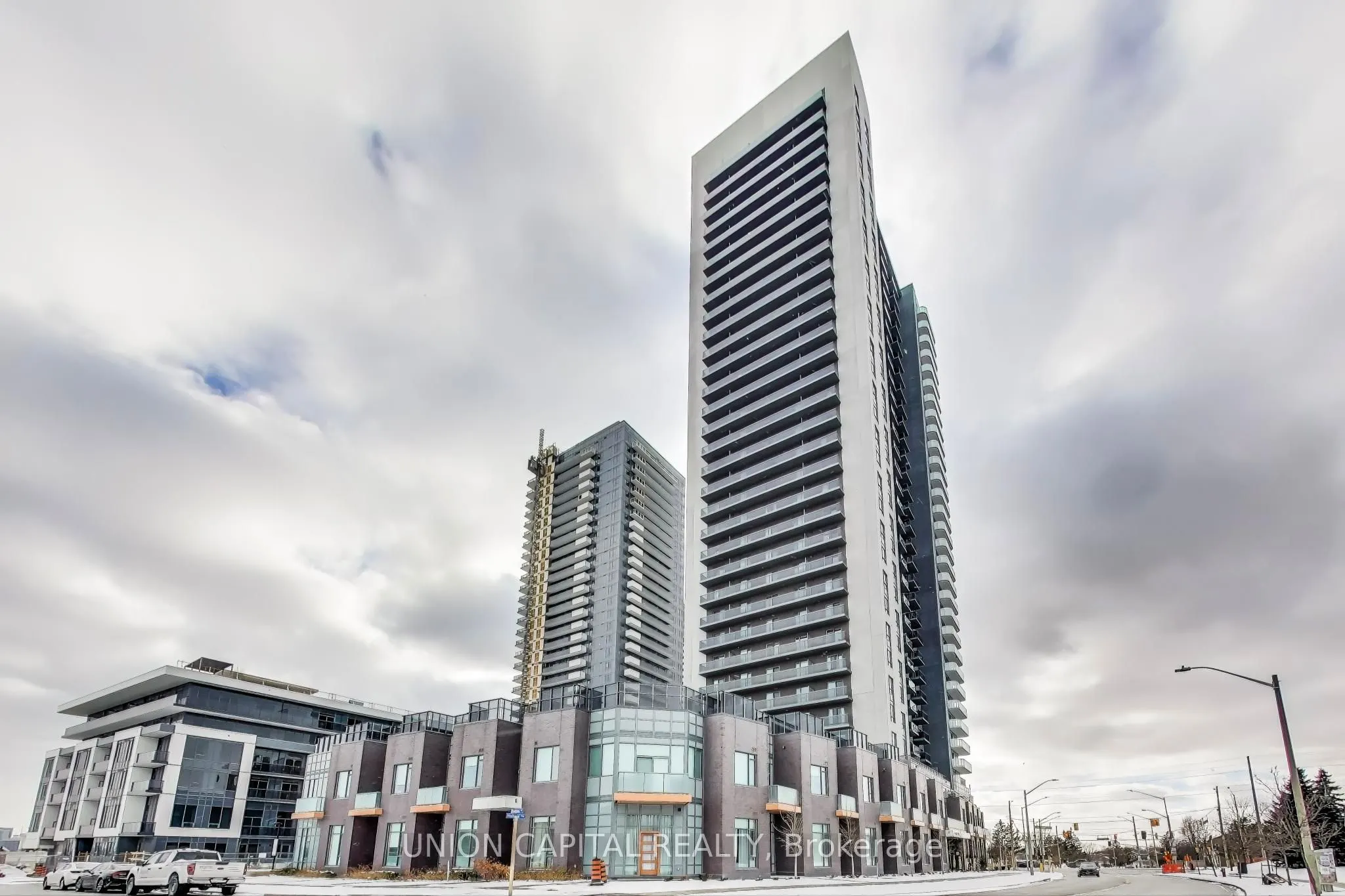 8 Nahani Way, #619