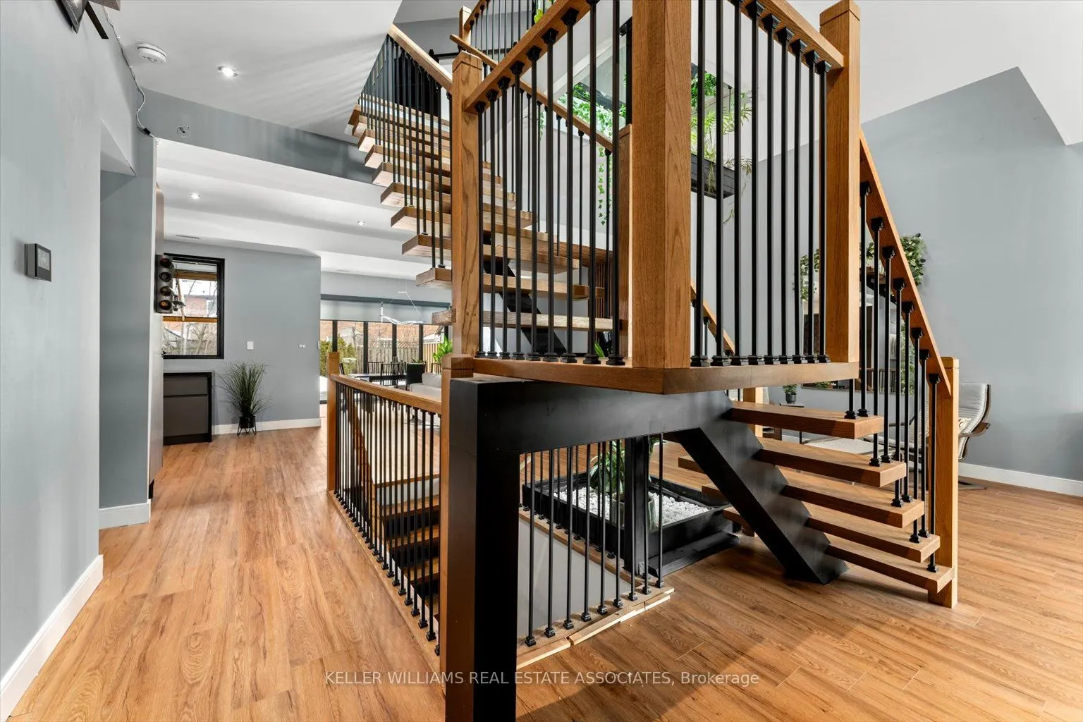 644 Roselaire Trail