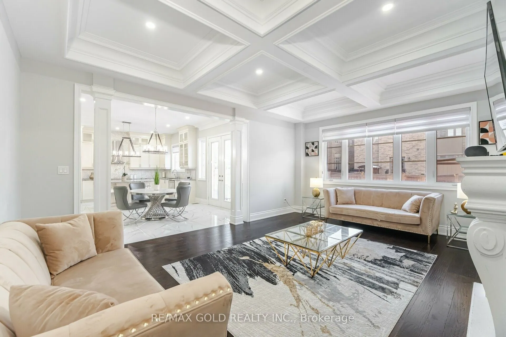 9 Bedouin Crescent