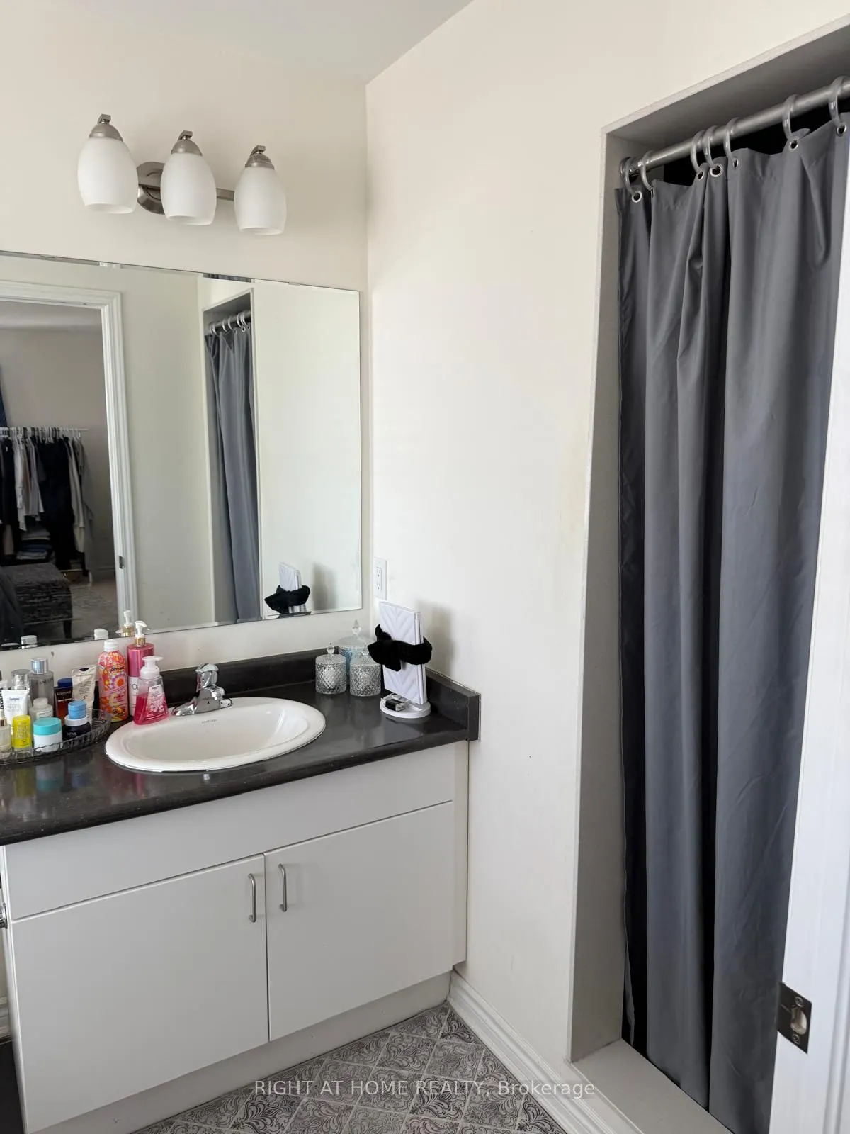 1000 Asleton Boulevard, #43