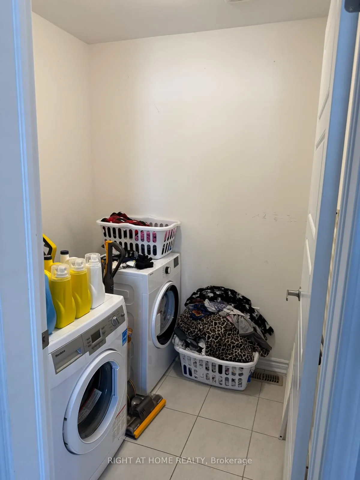 1000 Asleton Boulevard, #43