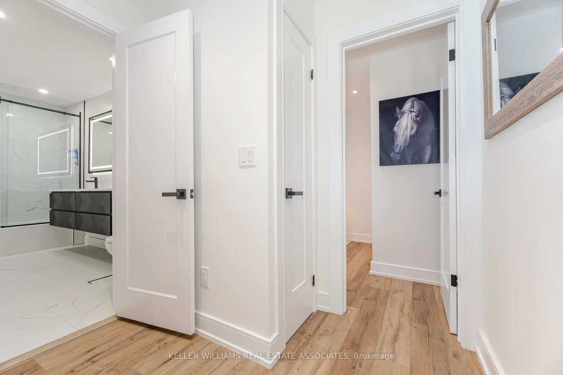 57 King Street S