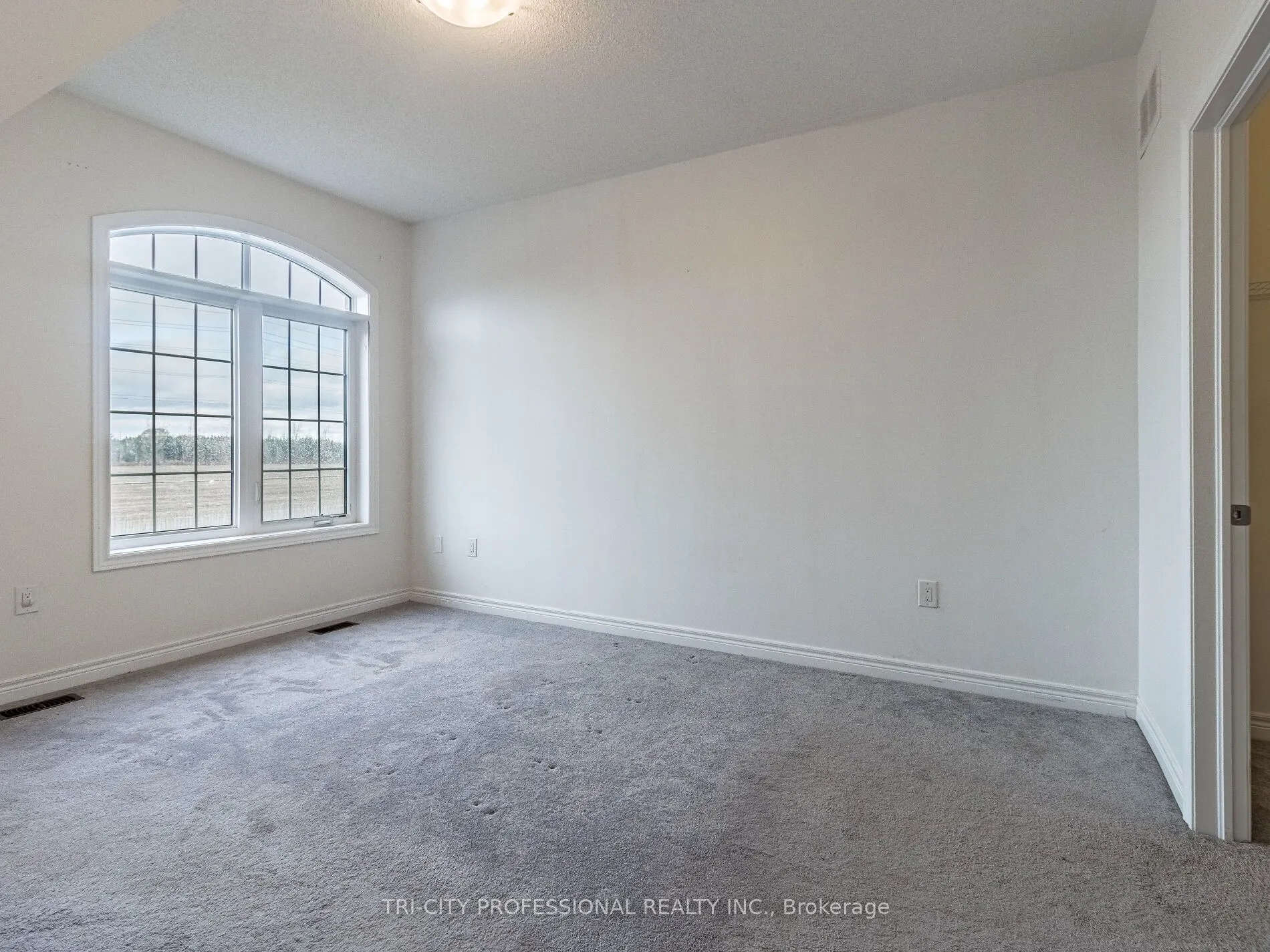 72 Fruitvale Circle