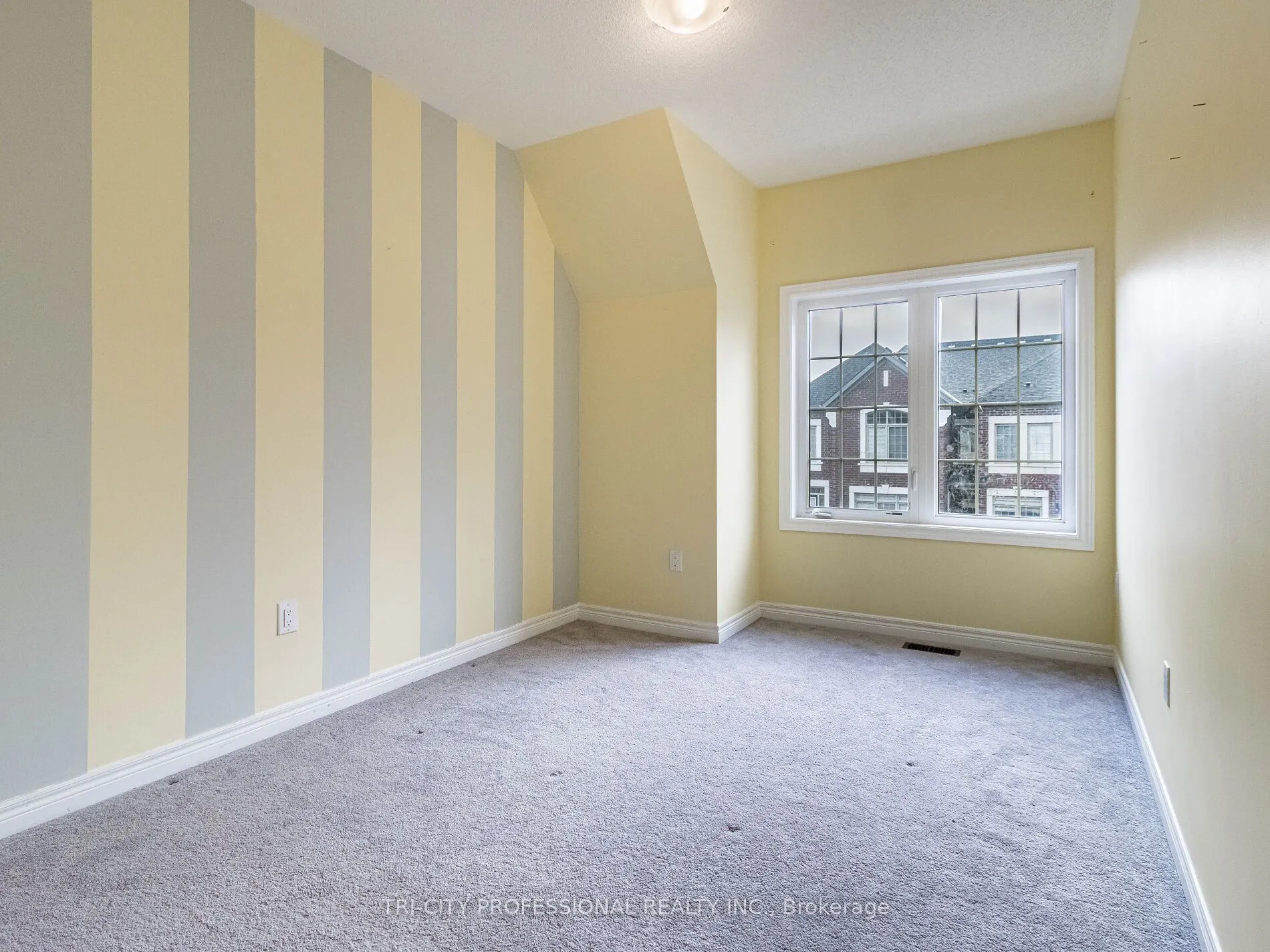 72 Fruitvale Circle