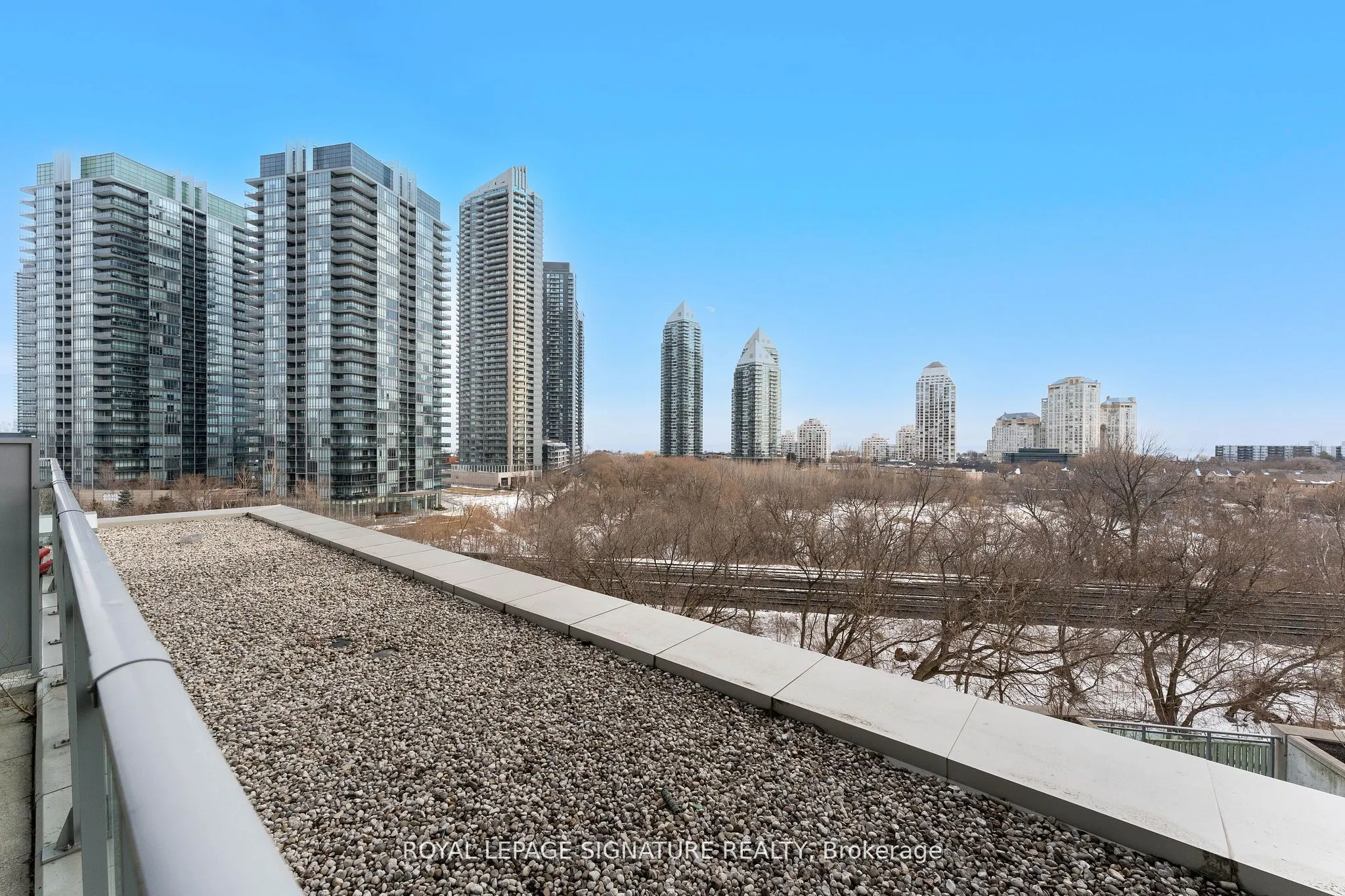 165 Legion Road N, #527