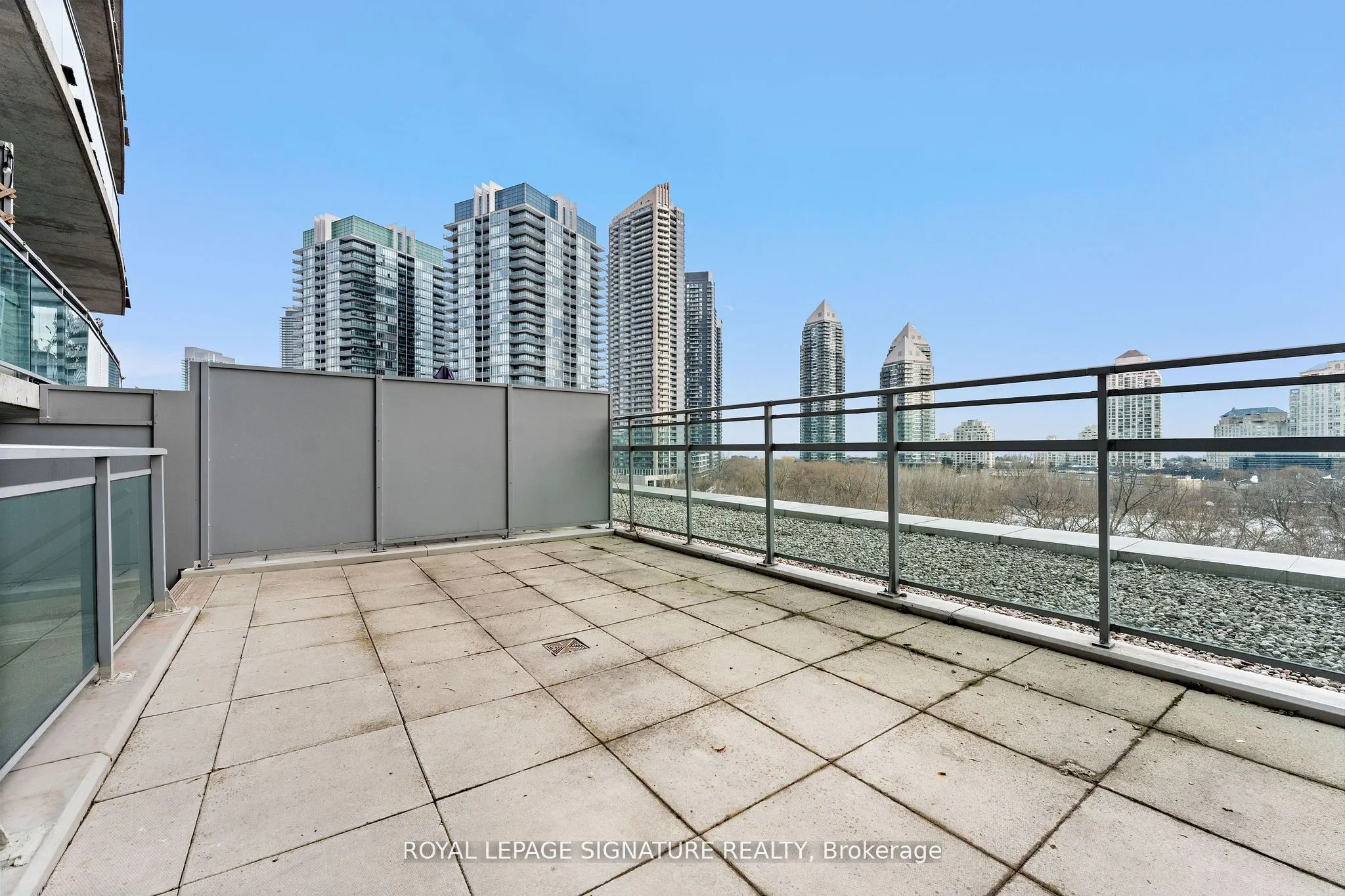 165 Legion Road N, #527
