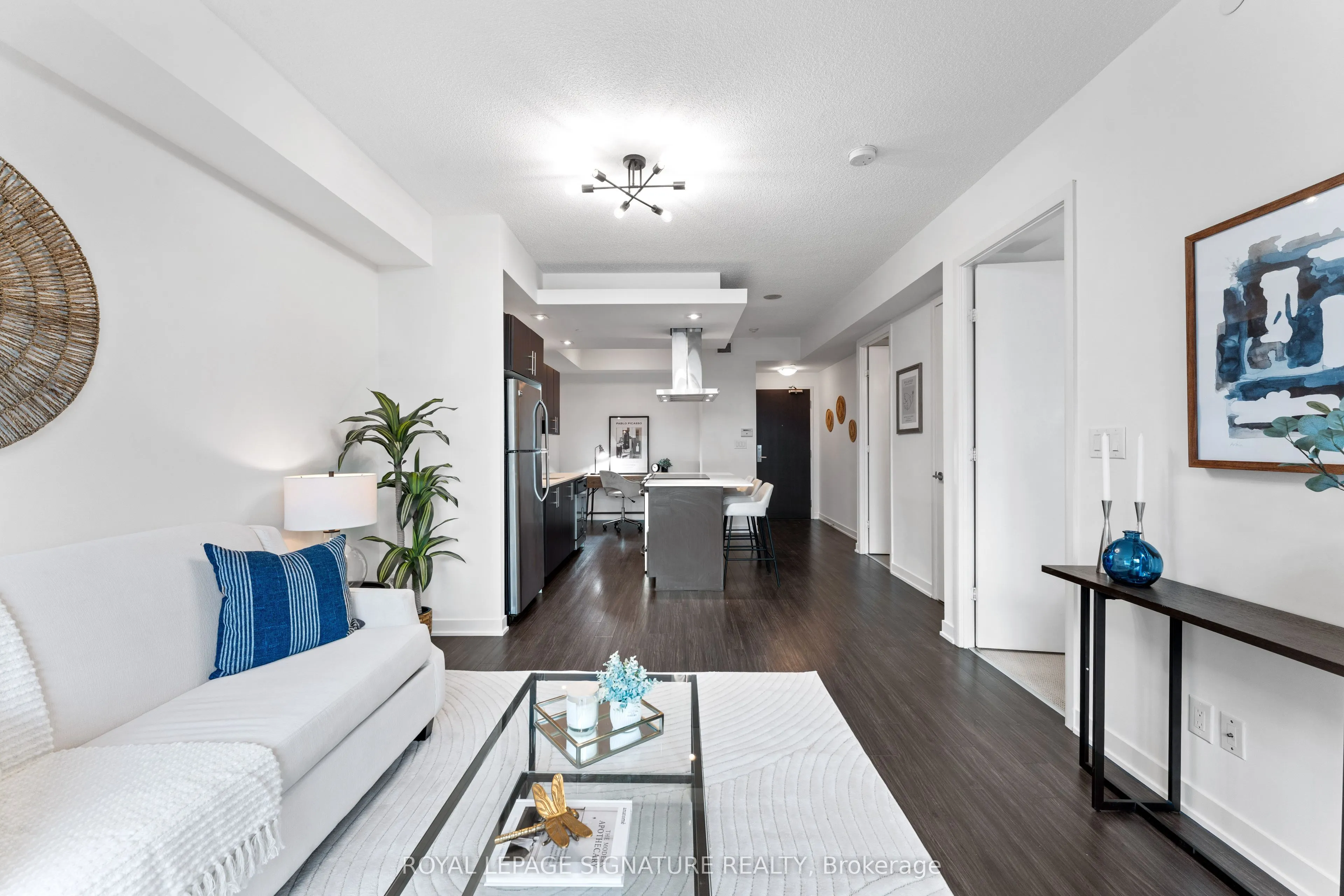 165 Legion Road N, #527